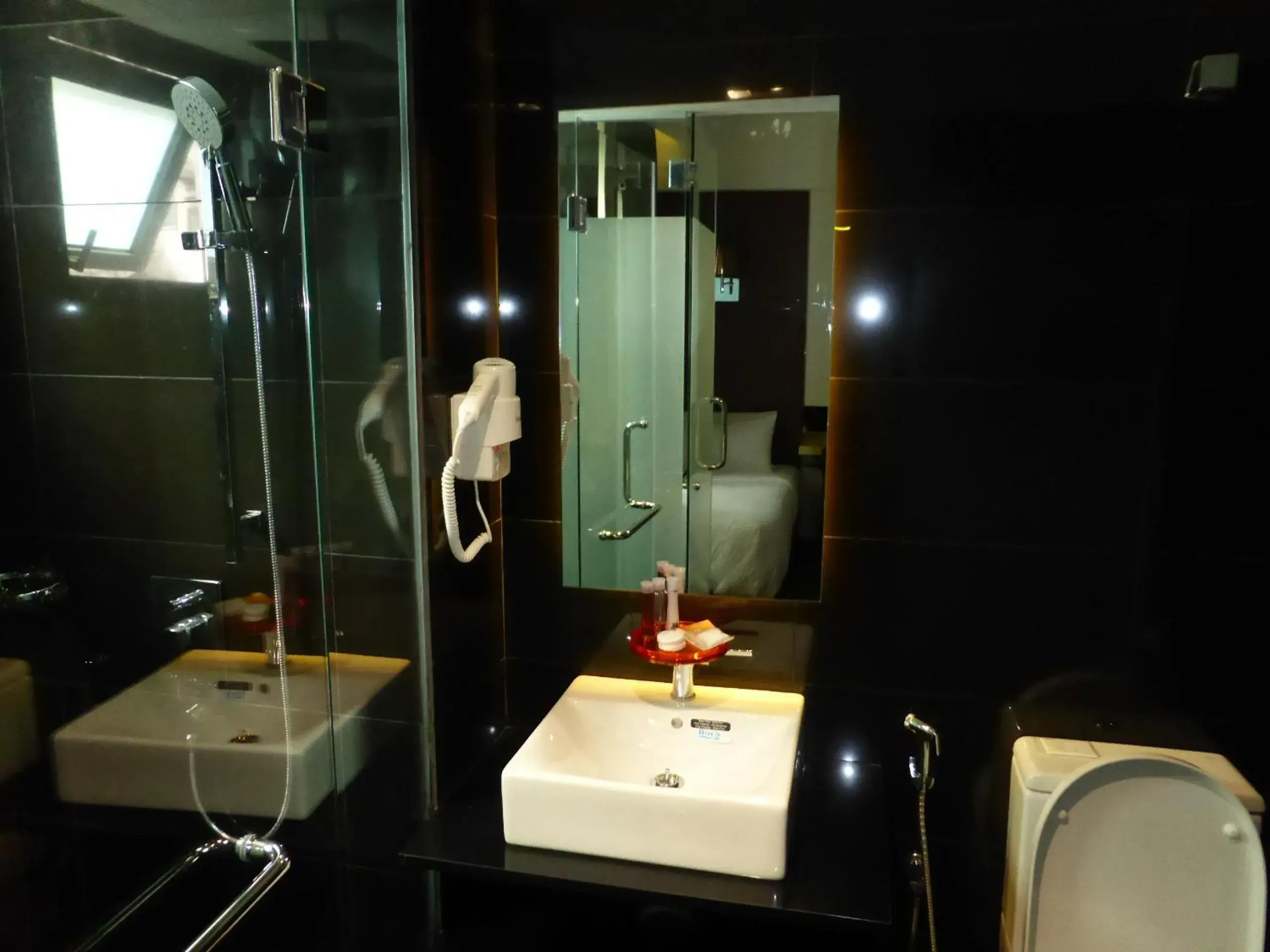 Bathroom in Melange Hotel Bukit Bintang