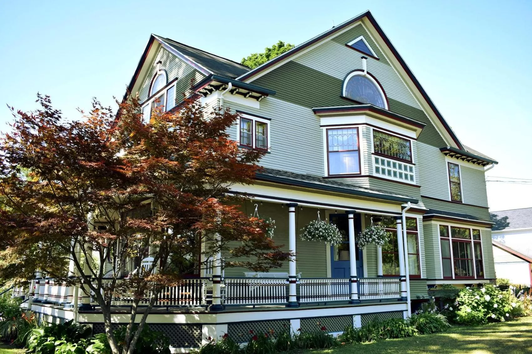 Property building in 2W Lake