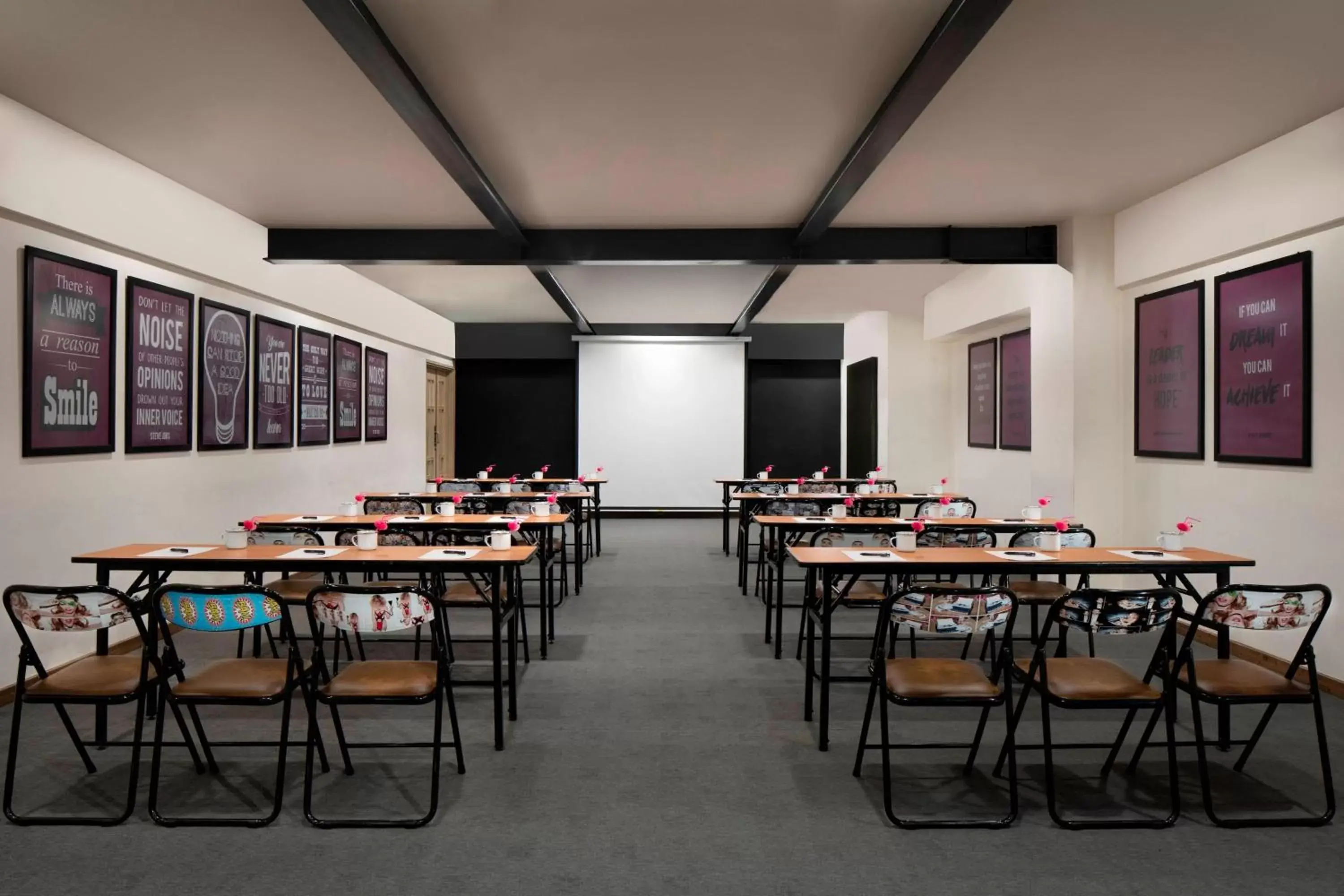 Meeting/conference room in MOXY Bandung