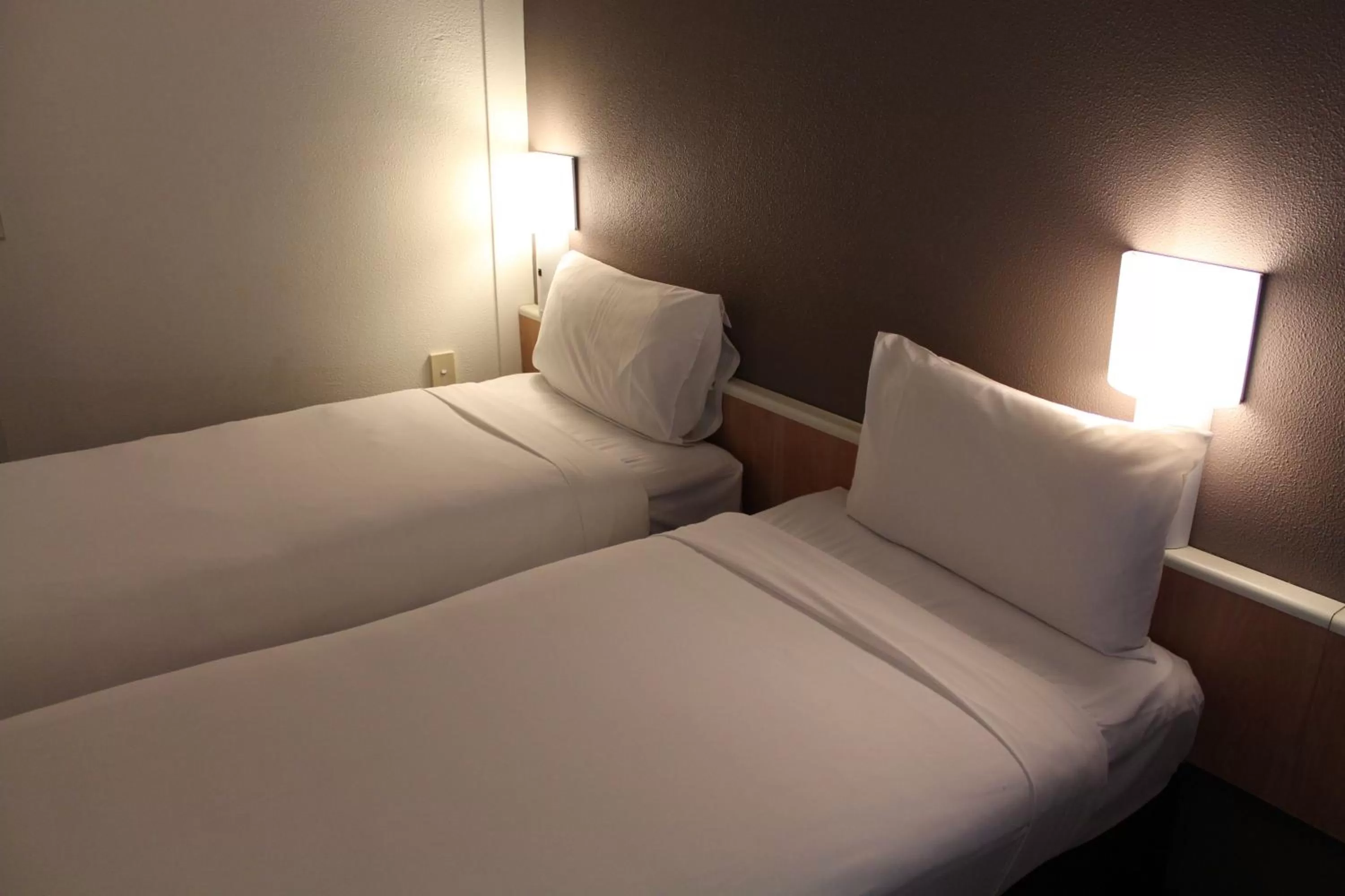 Bed in ibis Thornleigh