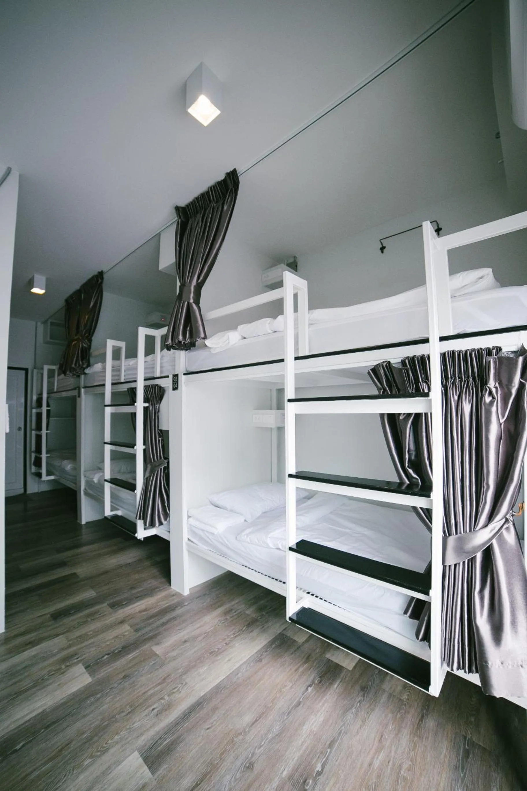 bunk bed, Bed in Diff Hostel