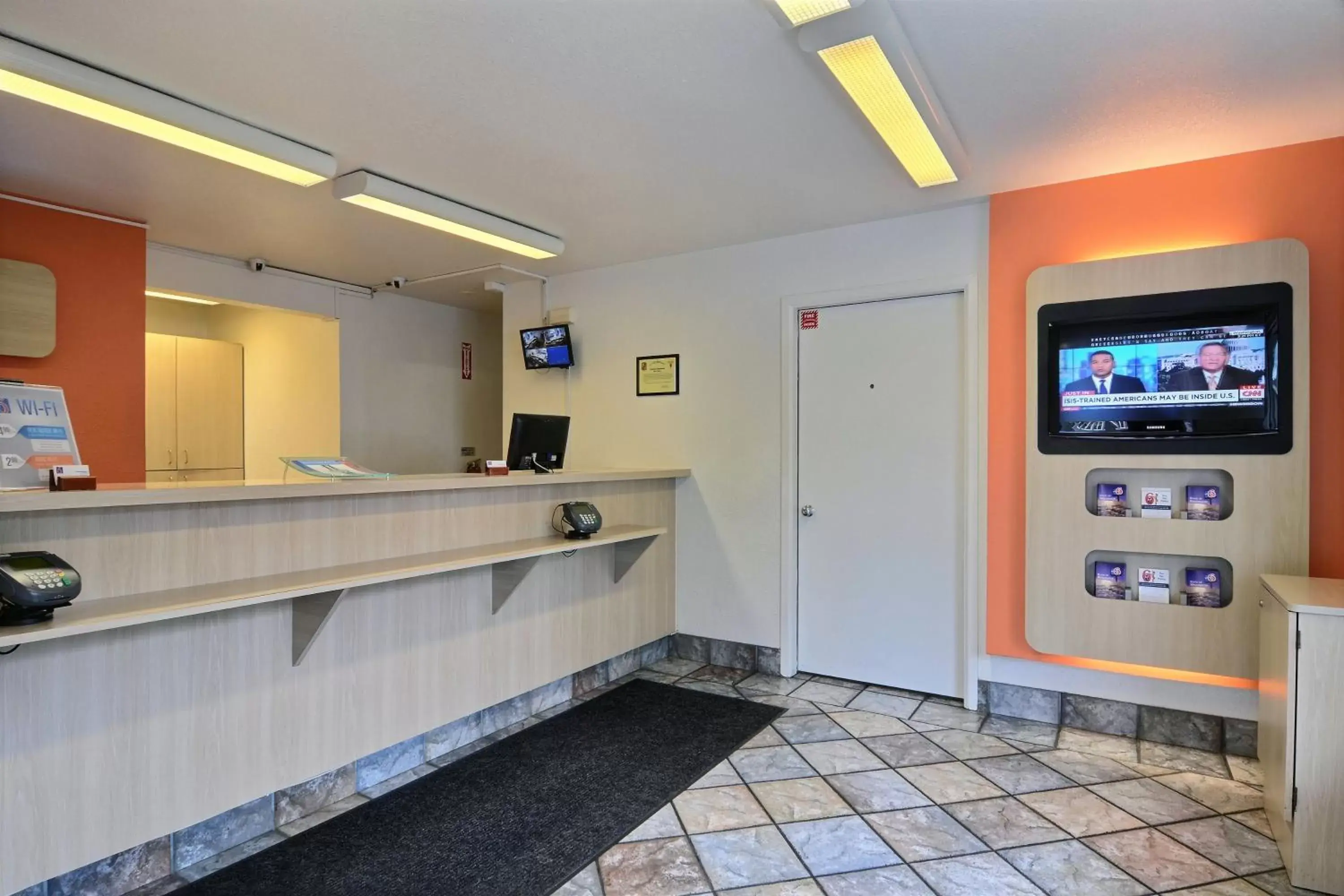 Lobby or reception, Lobby/Reception in Motel 6-Tumwater, WA - Olympia
