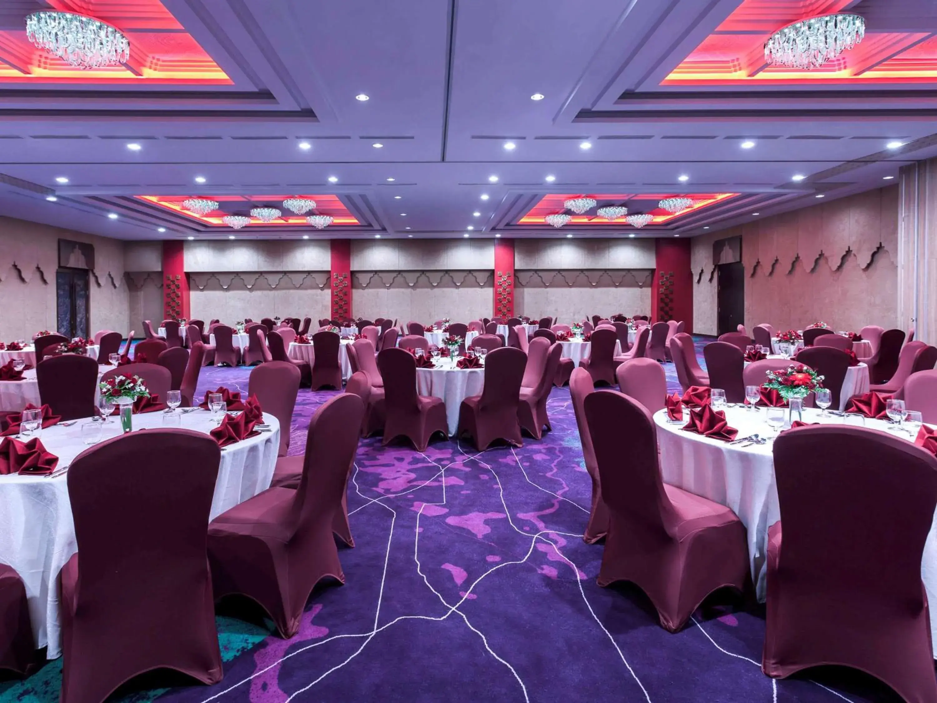 Meeting/conference room, Banquet Facilities in Grand Mercure Yogyakarta Adi Sucipto