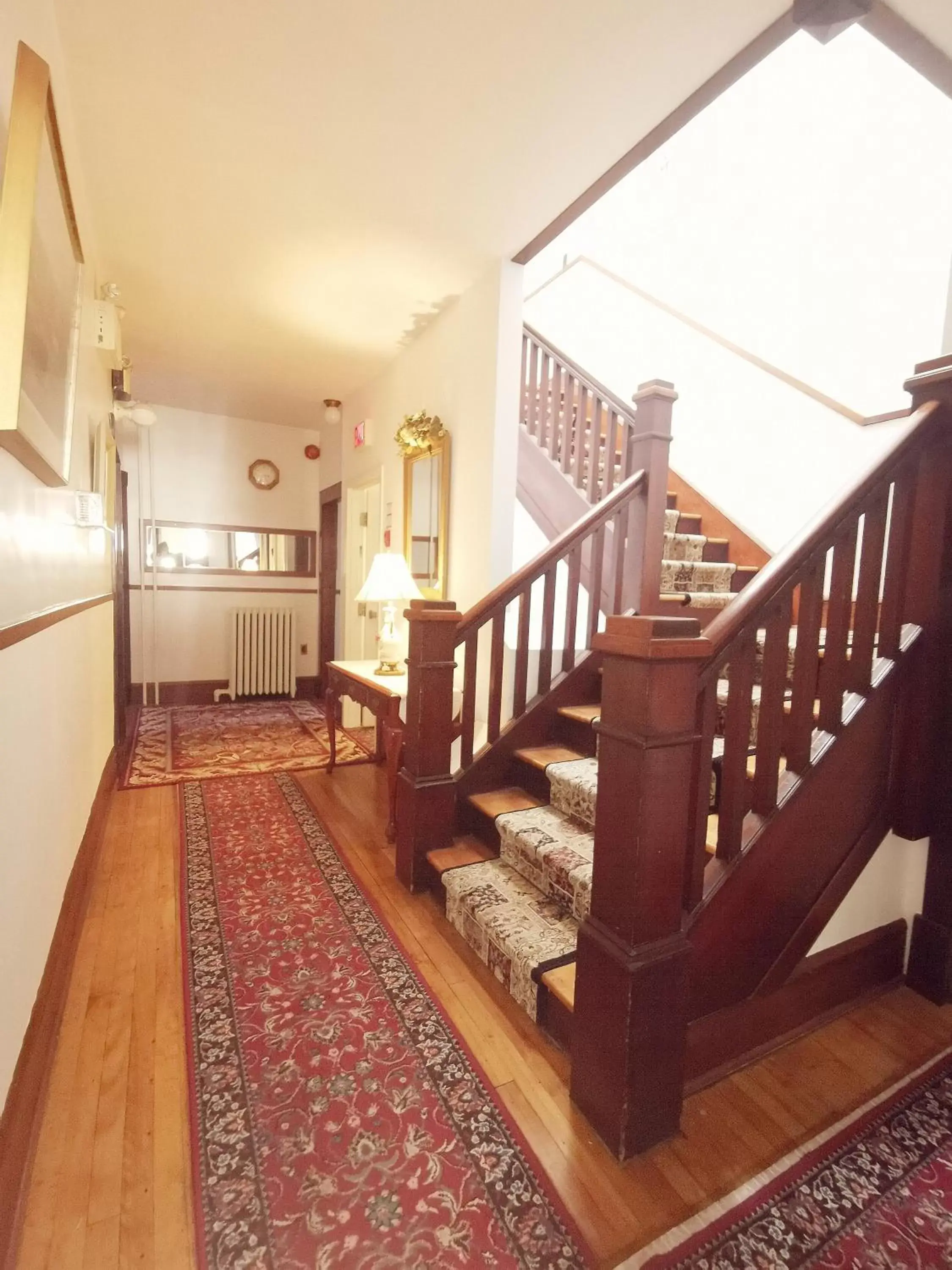 Property building in Royal Hotel Property building in Royal Hotel