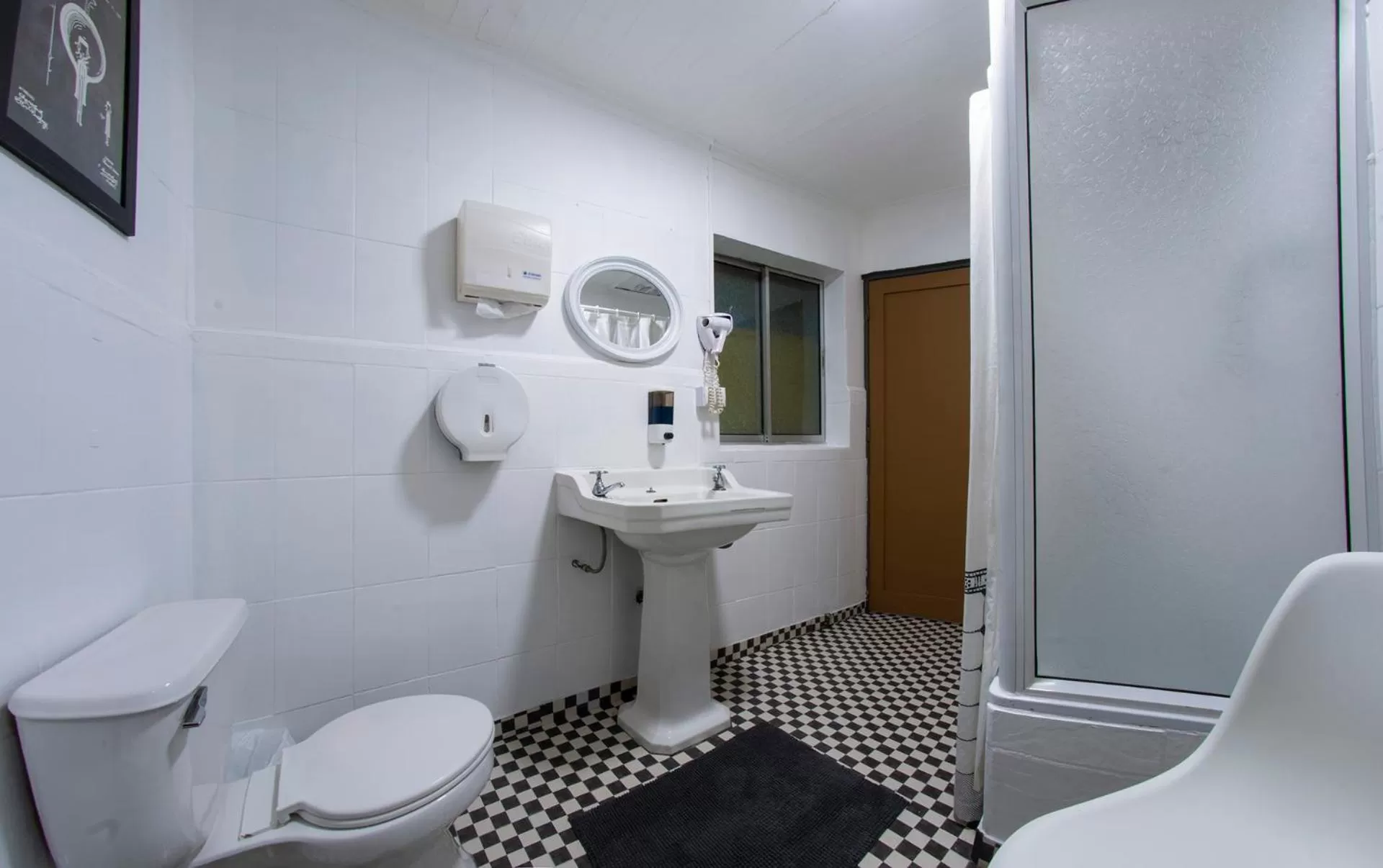 Bathroom in Etnico Bío Bío Hotel