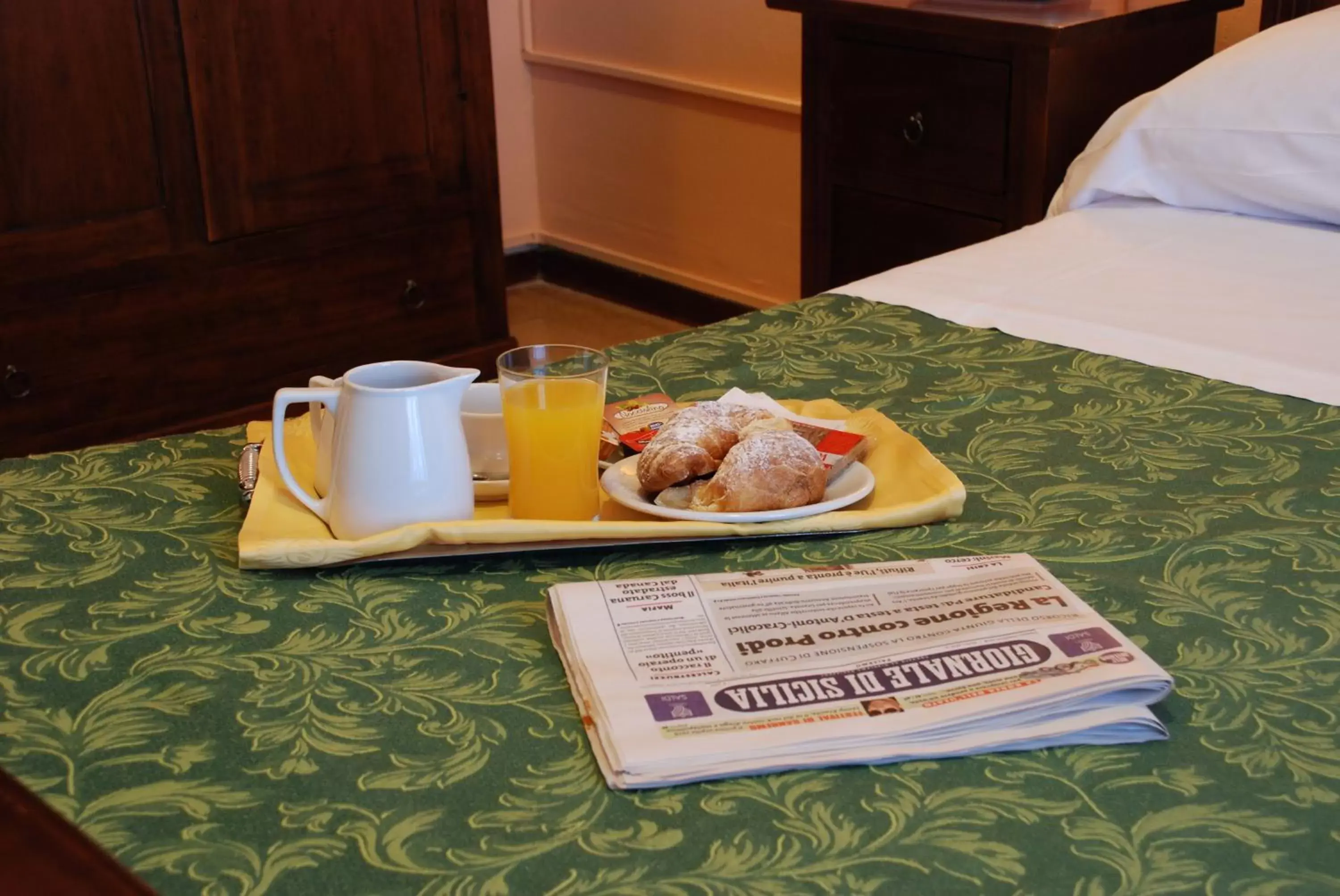Breakfast in Hotel del Centro