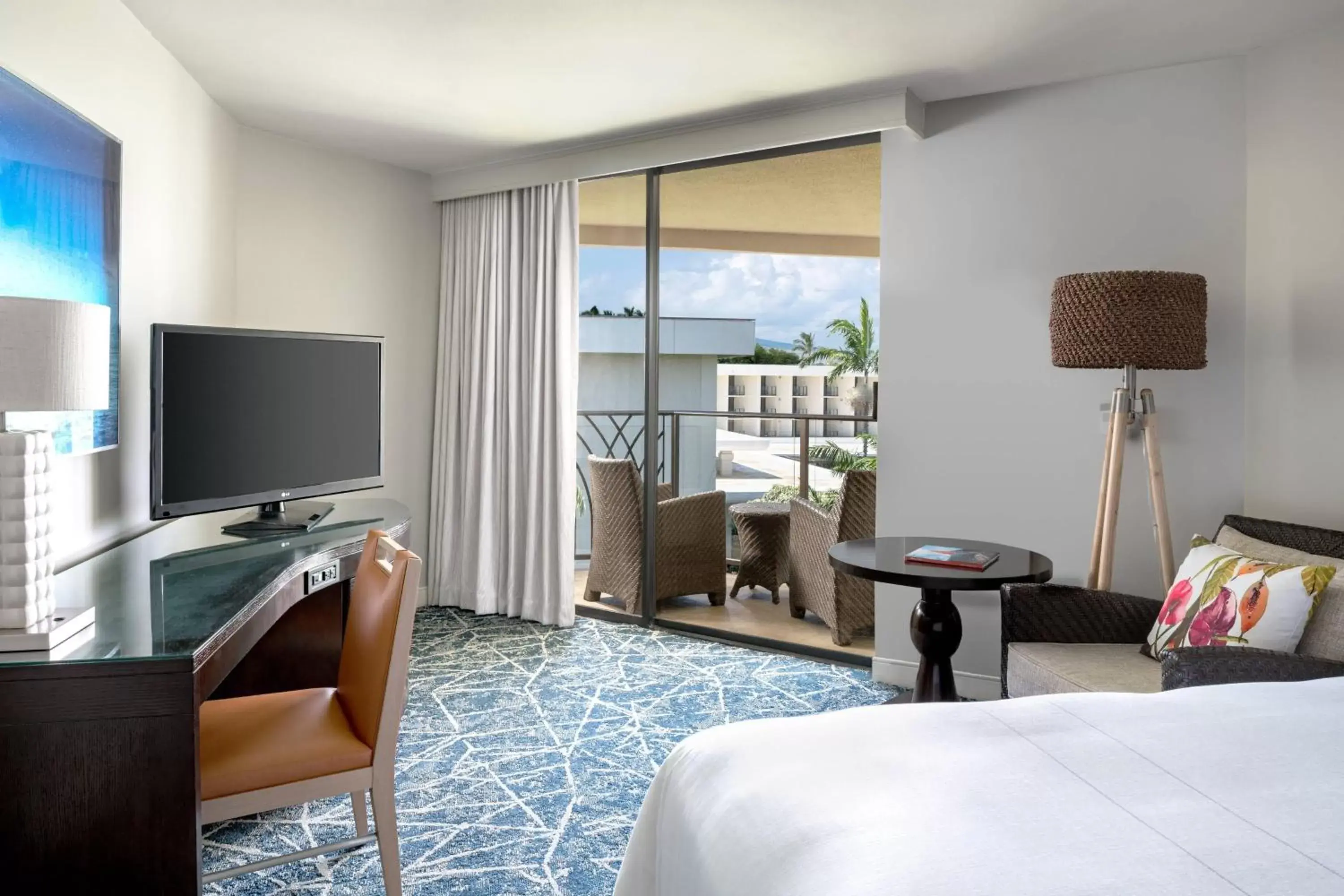 Photo of the whole room, TV/Entertainment Center in Waikoloa Beach Marriott Resort & Spa