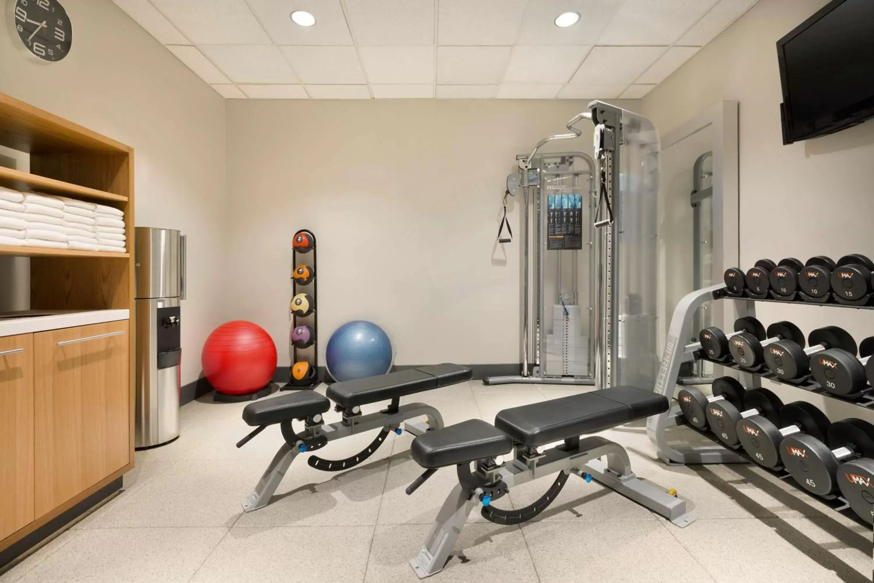 Fitness centre/facilities, Fitness Center/Facilities in Embassy Suites Lincoln