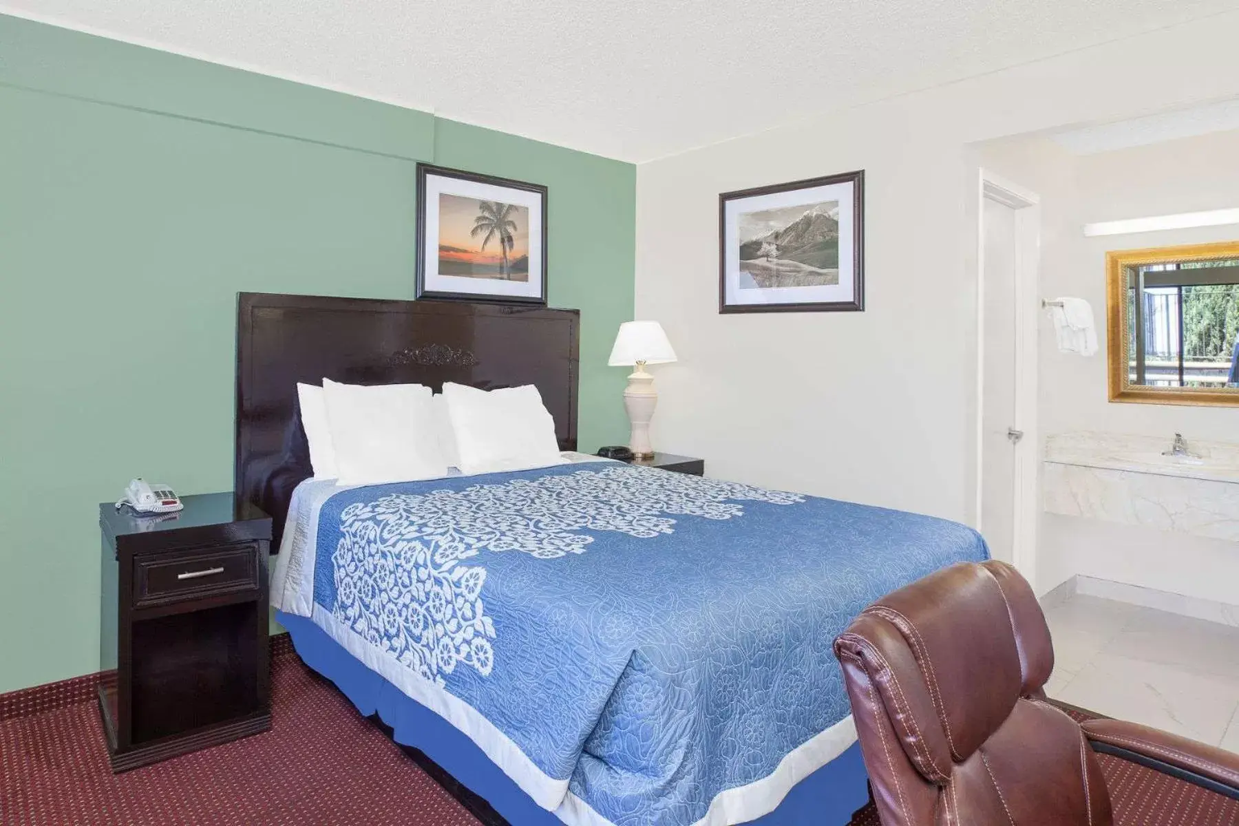 Other, Bed in Days Inn by Wyndham Lost Hills