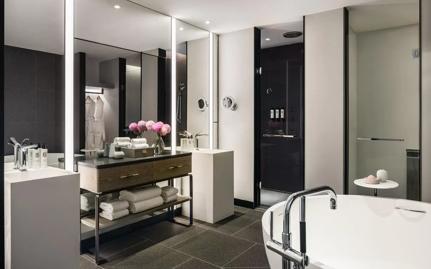 Bathroom in The Langham, Gold Coast and Jewel Residences