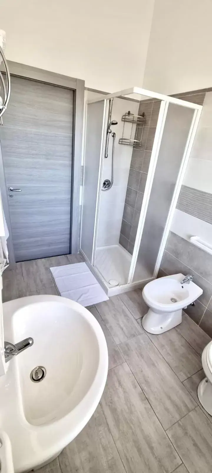 Quadruple Room with Sea View in BB Torre Turrisi Quadruple Room with Sea View in BB Torre Turrisi