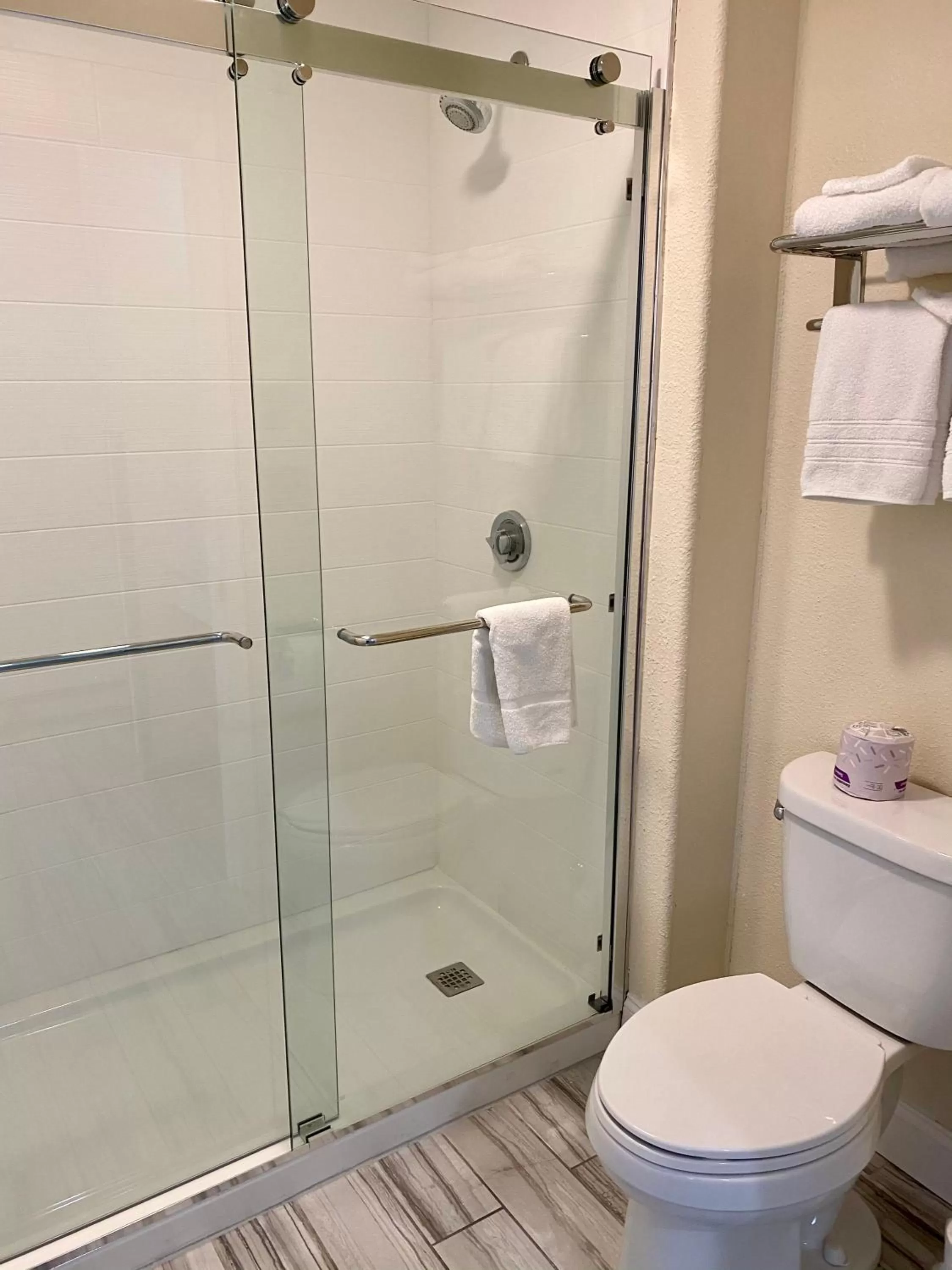 Days Inn by Wyndham Lincoln