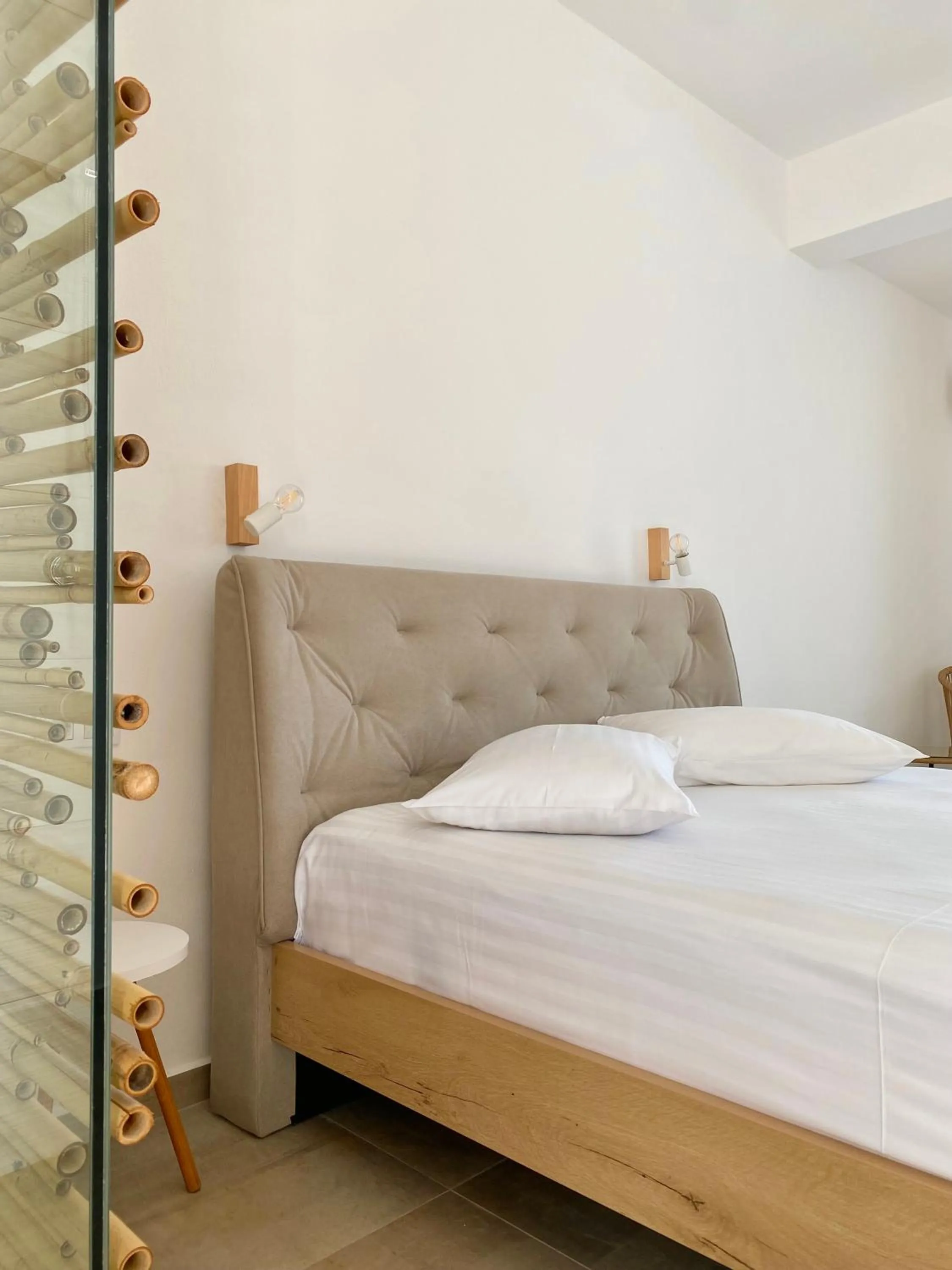 Bedroom, Bed in Fikas Hotel