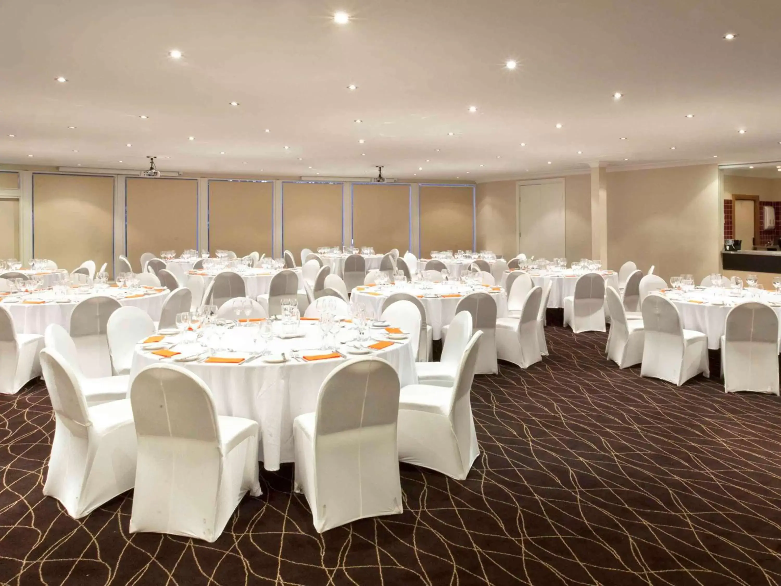 On site, Banquet Facilities in Mercure Canberra