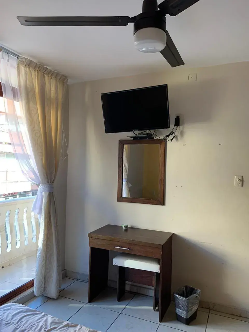 Bedroom, TV/Entertainment Center in Hotel Posada San Juan