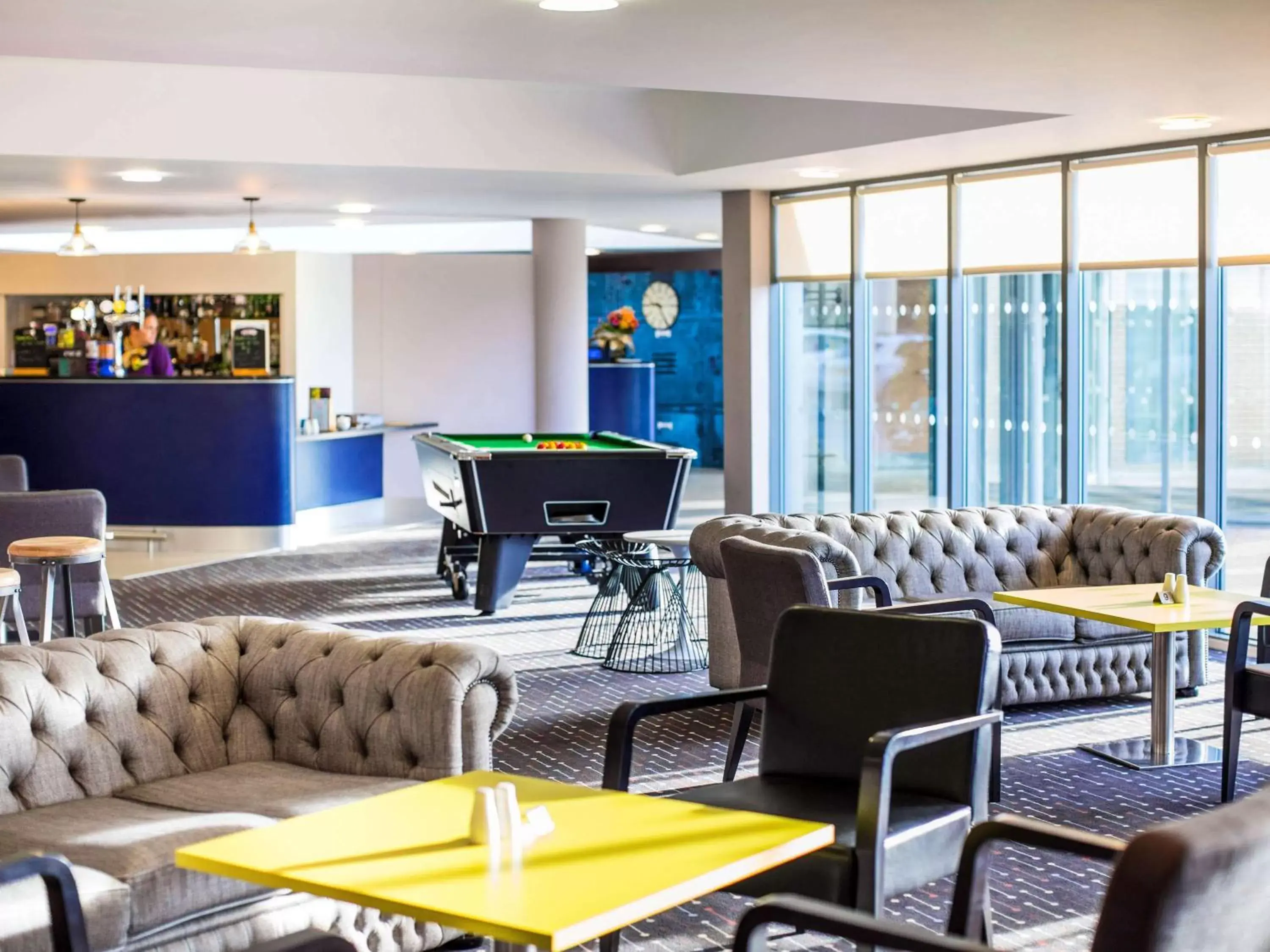 Lounge or bar in ibis Styles Barnsley