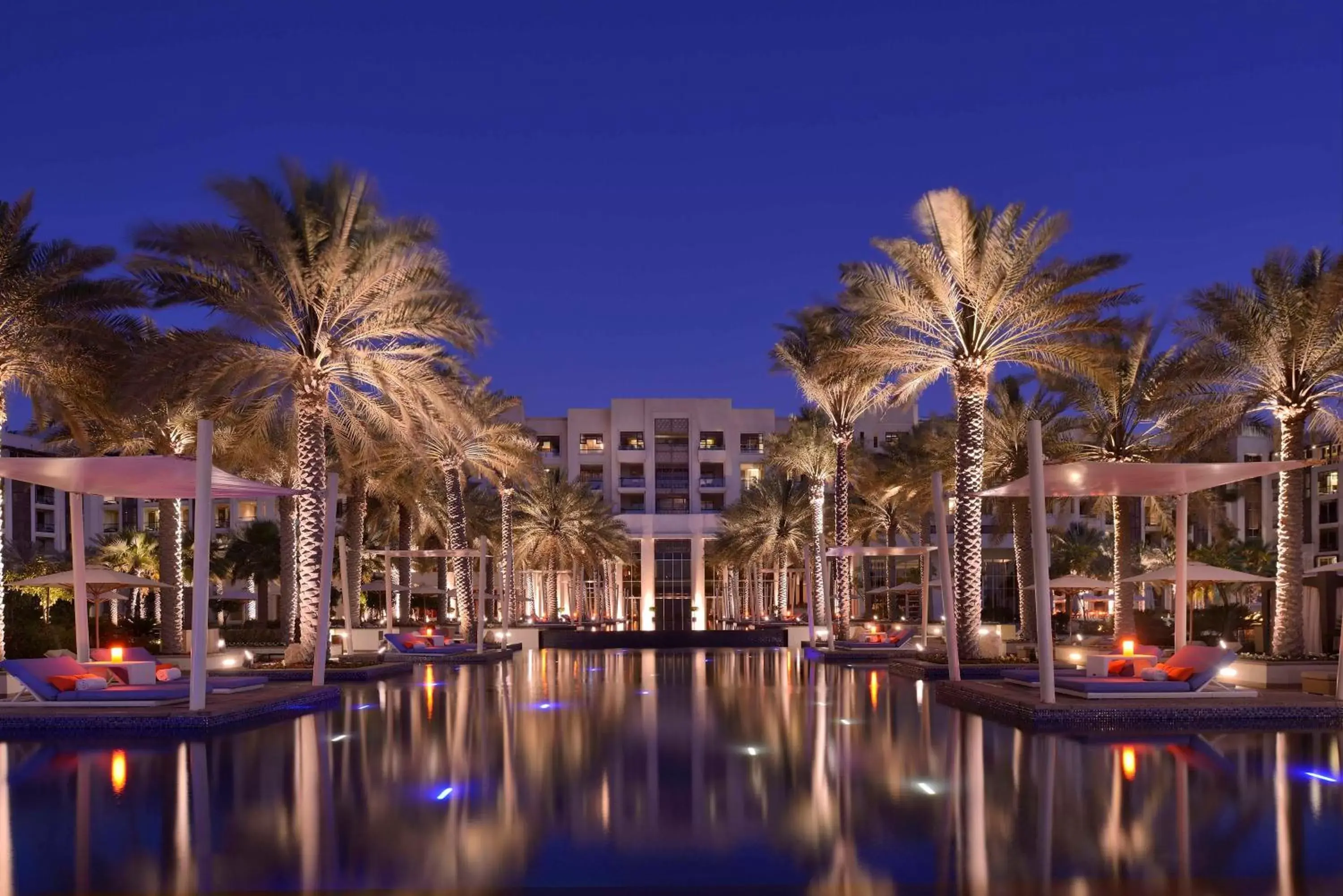 Swimming pool, Property Building in Park Hyatt Abu Dhabi Hotel and Villas