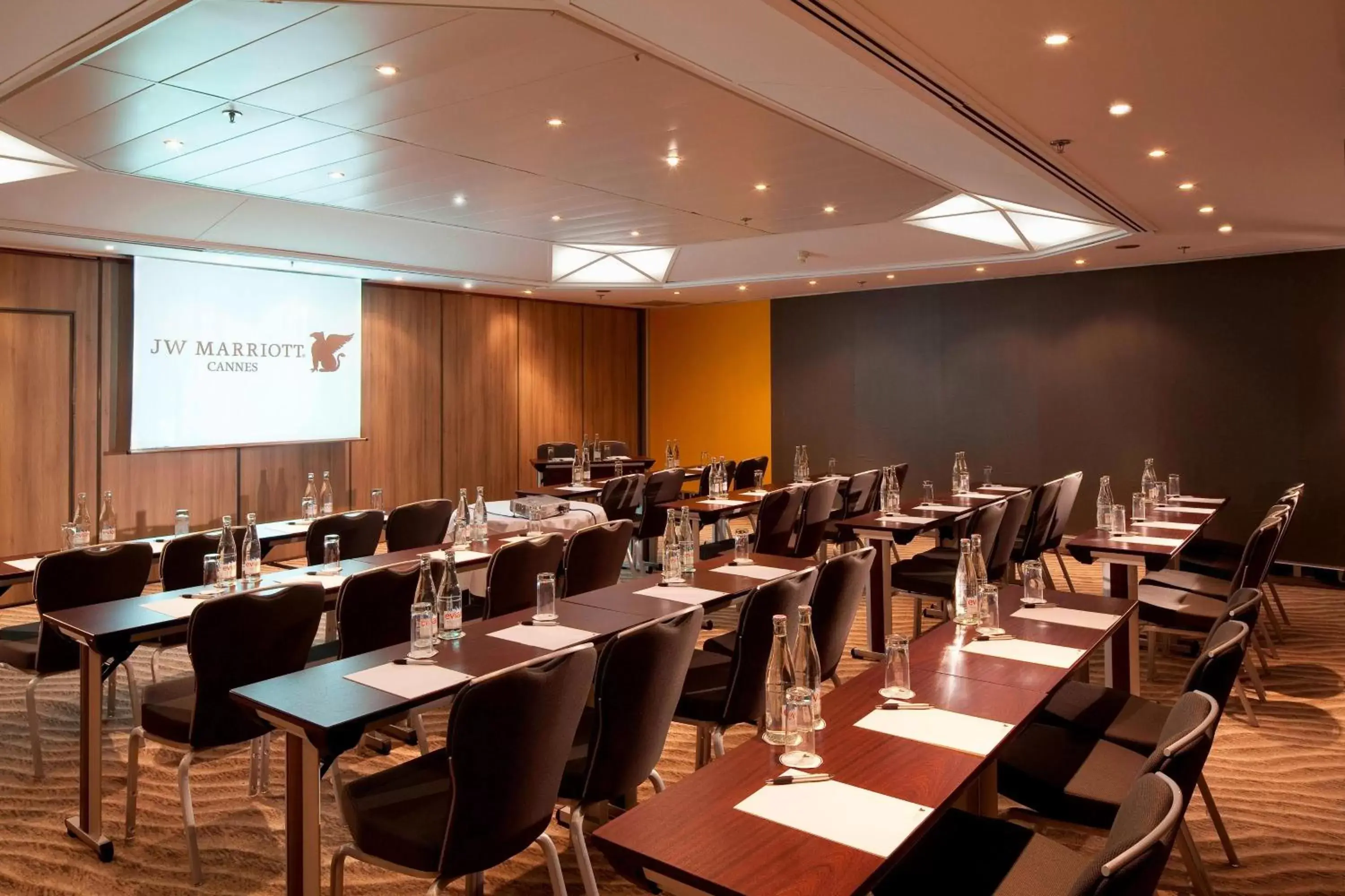 Meeting/conference room in JW Marriott Cannes