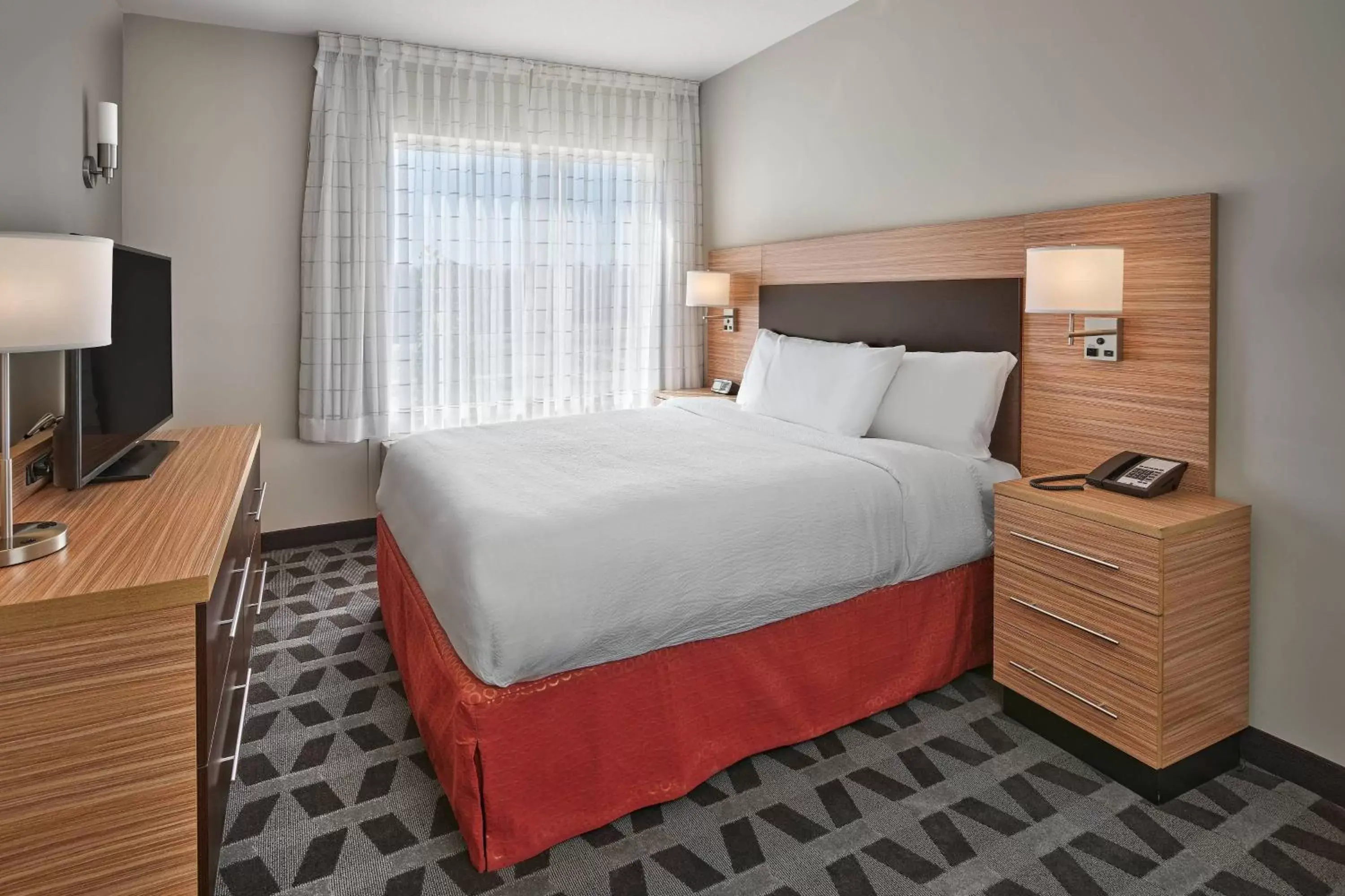 Bedroom, Bed in TownePlace Suites by Marriott Edmonton Sherwood Park