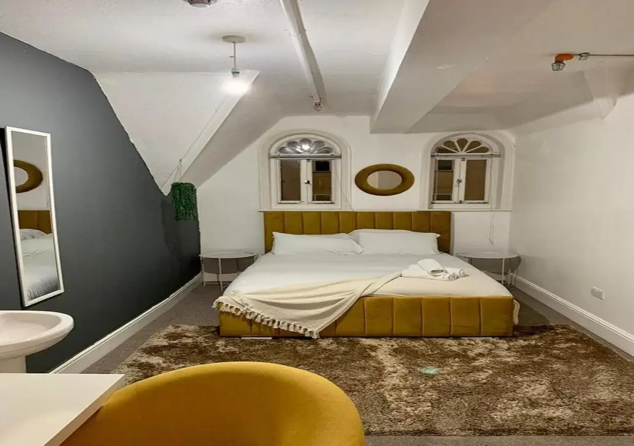 Bedroom, Bed in Mollyinn Central Brighton