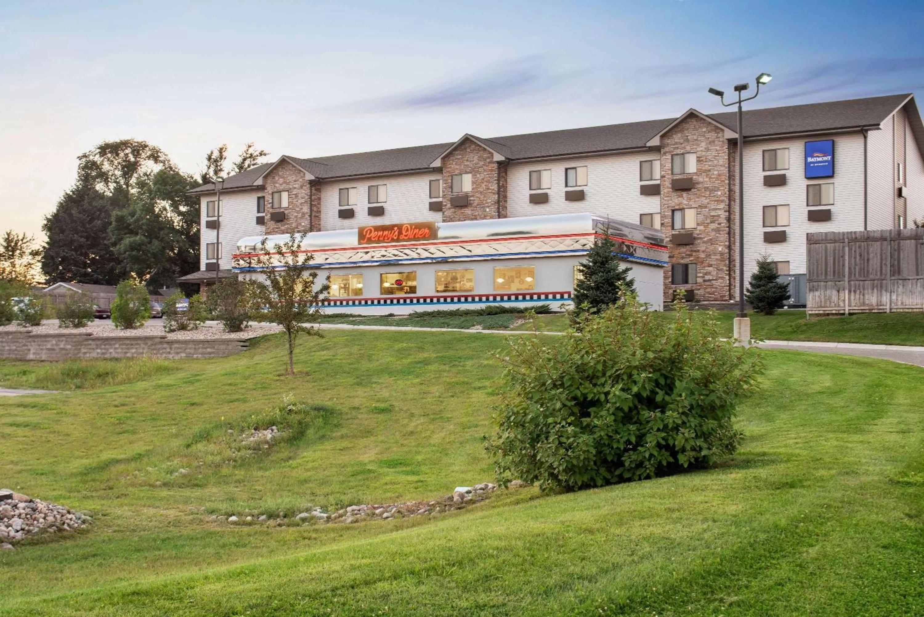 Property building in Baymont by Wyndham Glenwood