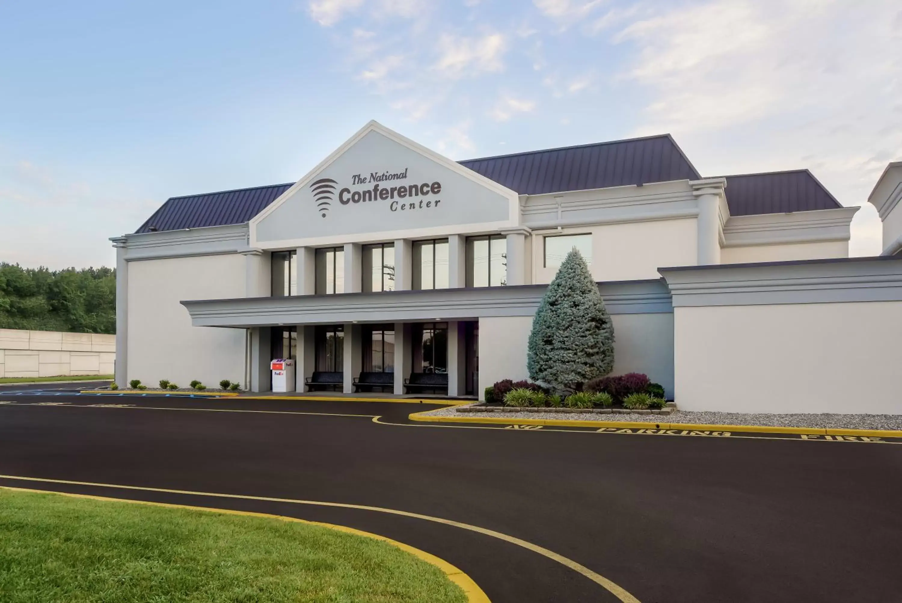 Property building in Holiday Inn East Windsor by IHG Property building in Holiday Inn East Windsor by IHG