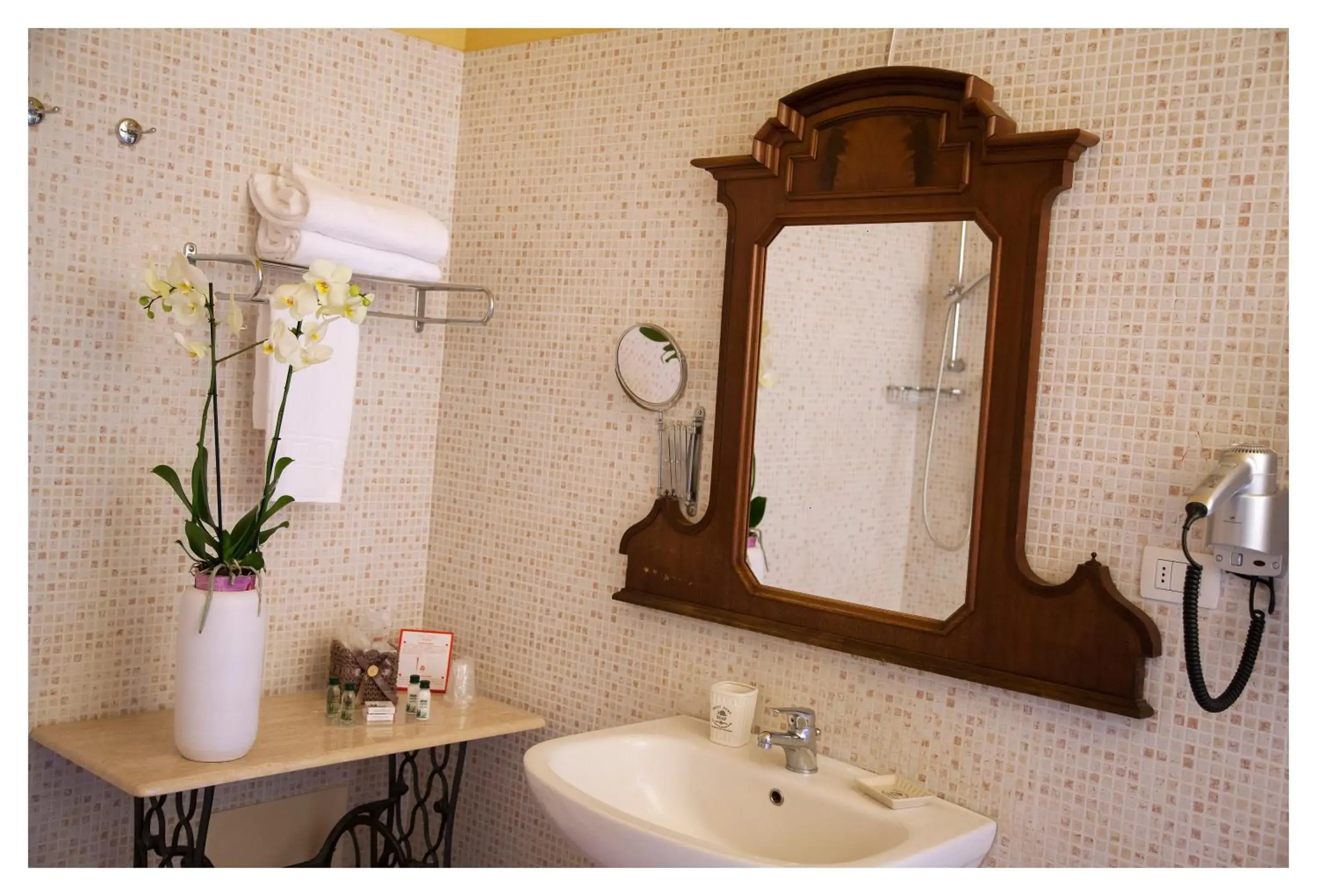 Bathroom in Palazzo Guiderocchi