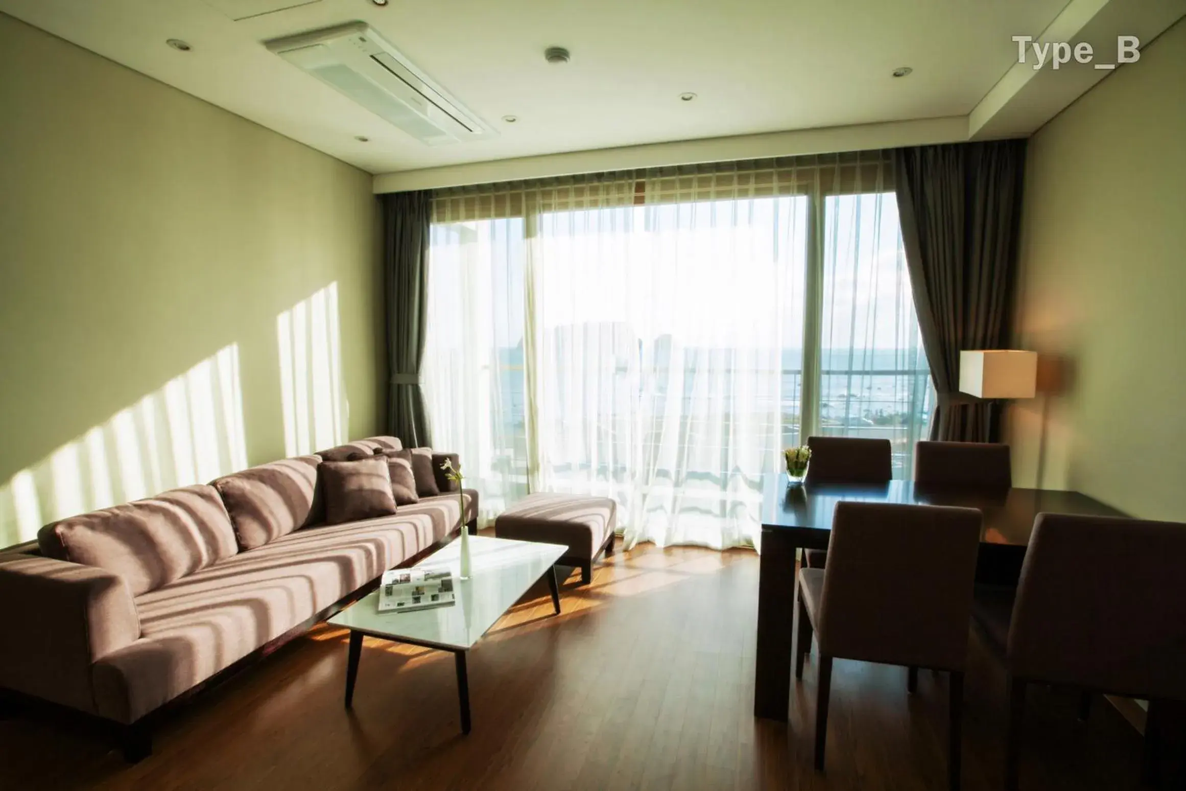 Balcony/Terrace, Seating Area in Hotel Sumorum