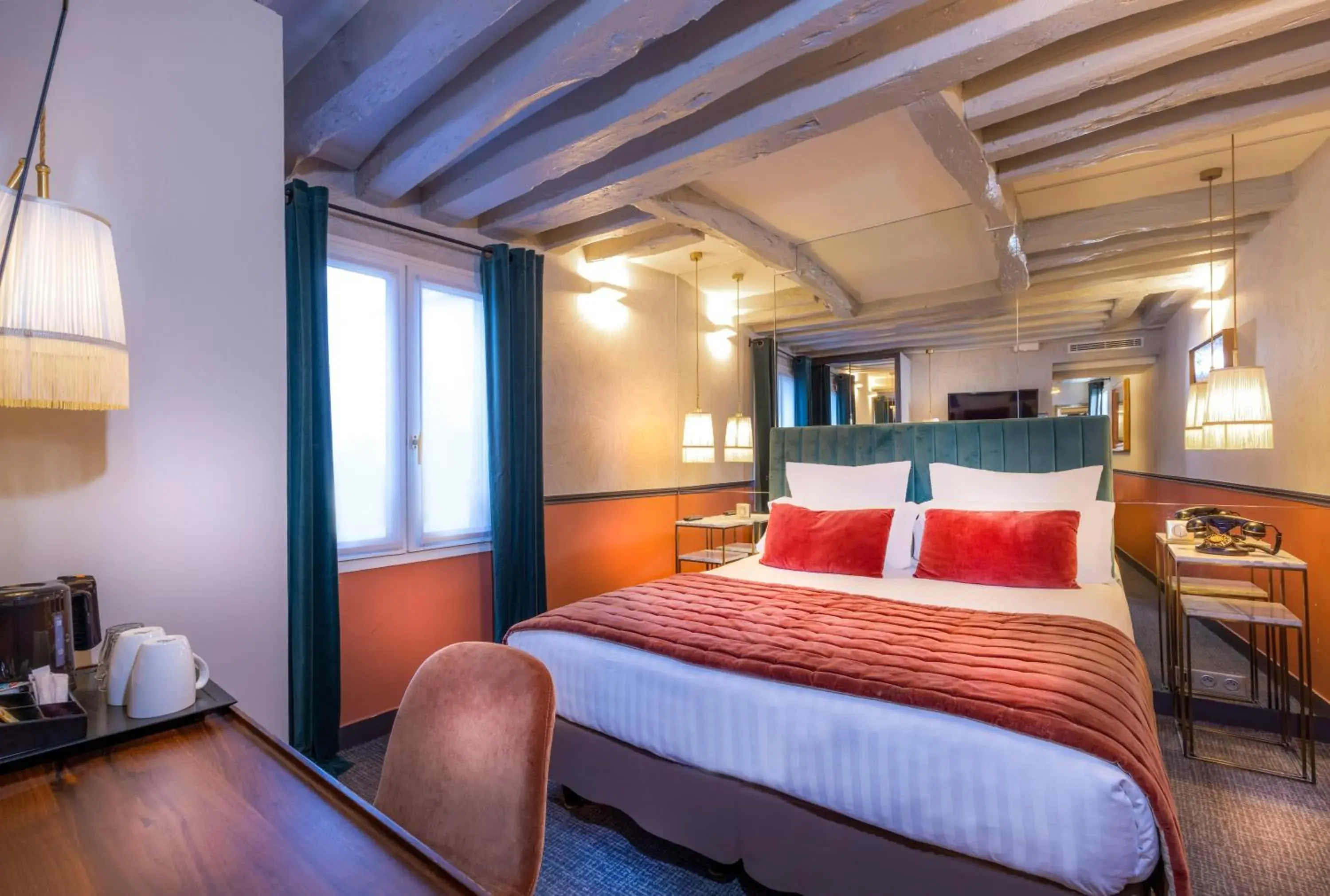 Bedroom, Bed in Dauphine Saint Germain Bedroom, Bed in Dauphine Saint Germain