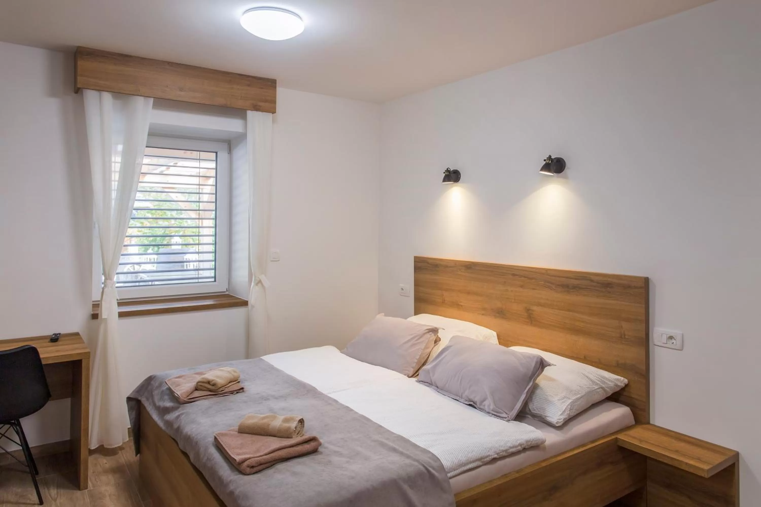 Property building, Bed in Vila Marin Miler