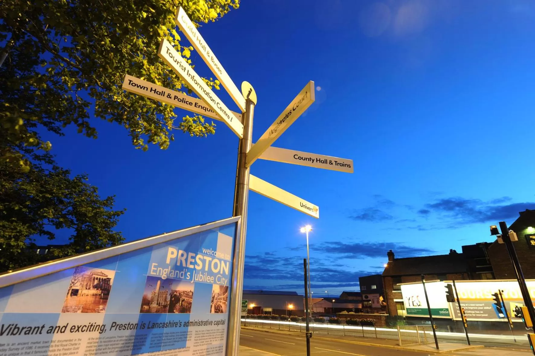 Nearby landmark in 6Adelphi