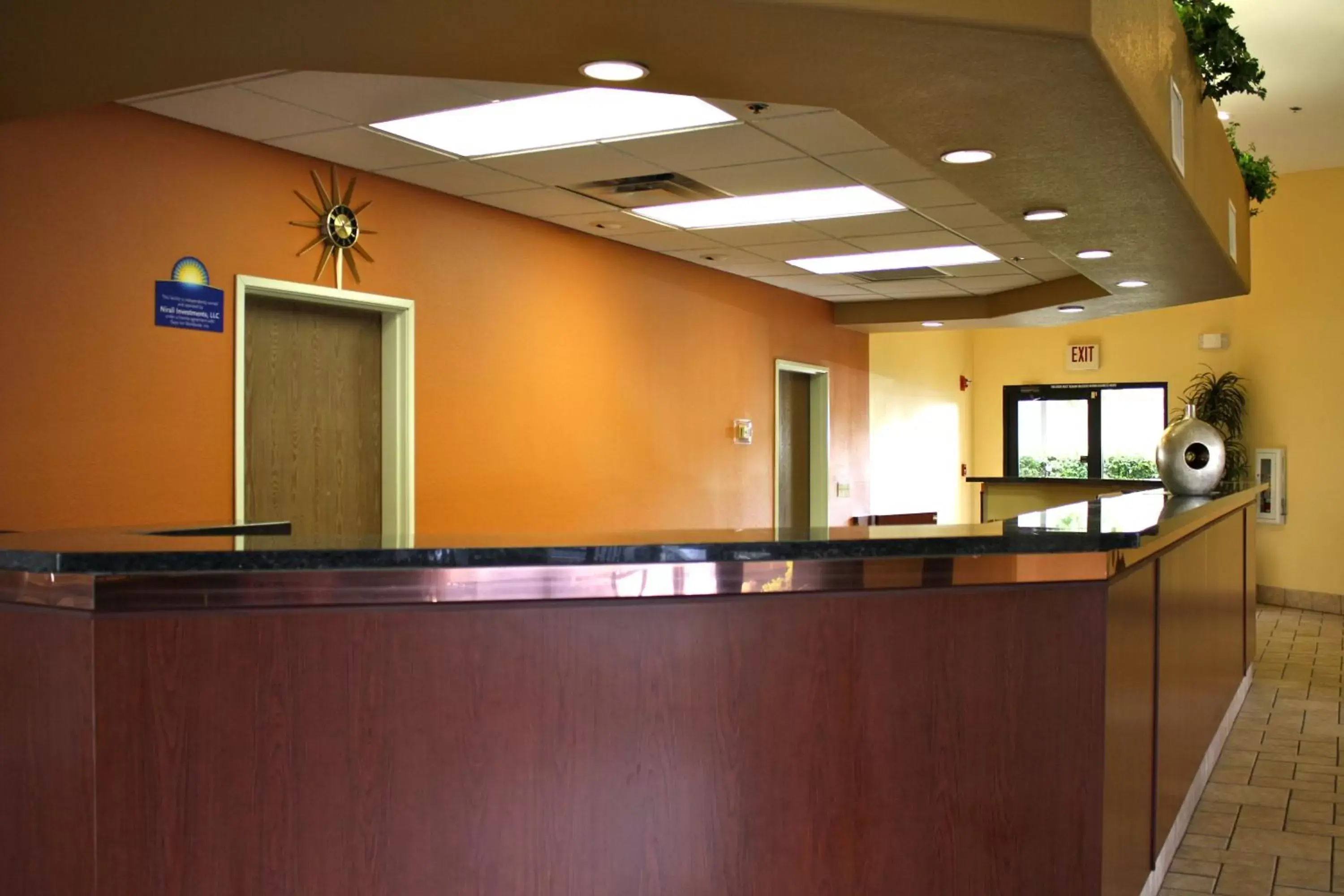 Lobby or reception, Lobby/Reception in Days Inn by Wyndham Globe