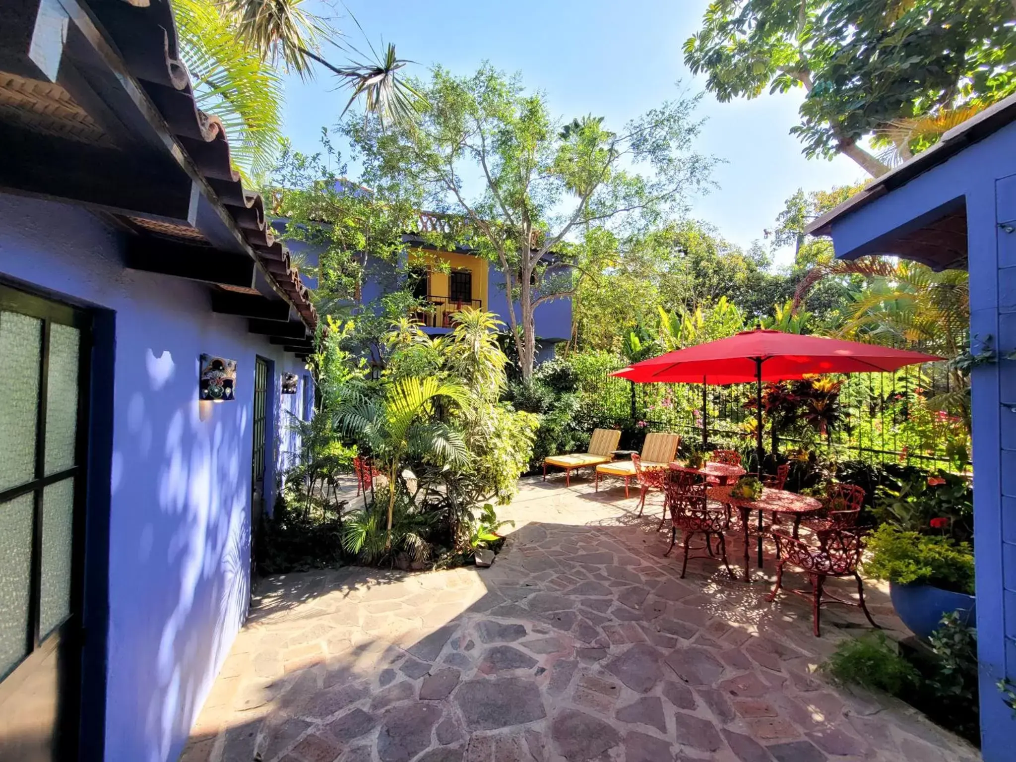 Patio in Estrellita's Bed & Breakfast