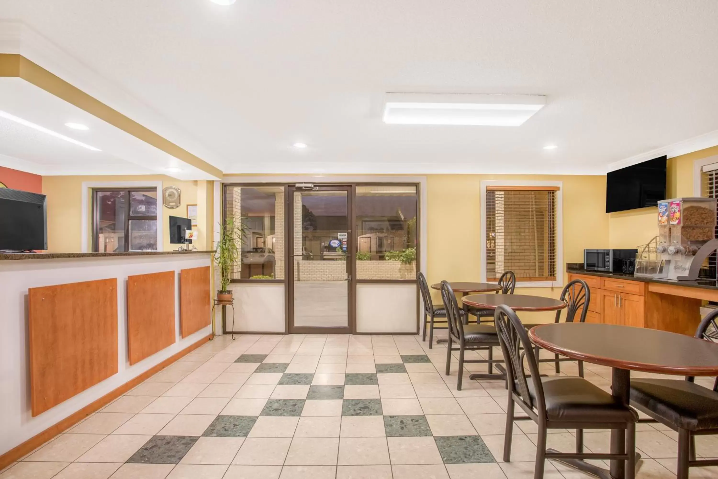 Super 8 by Wyndham Sumter Super 8 by Wyndham Sumter