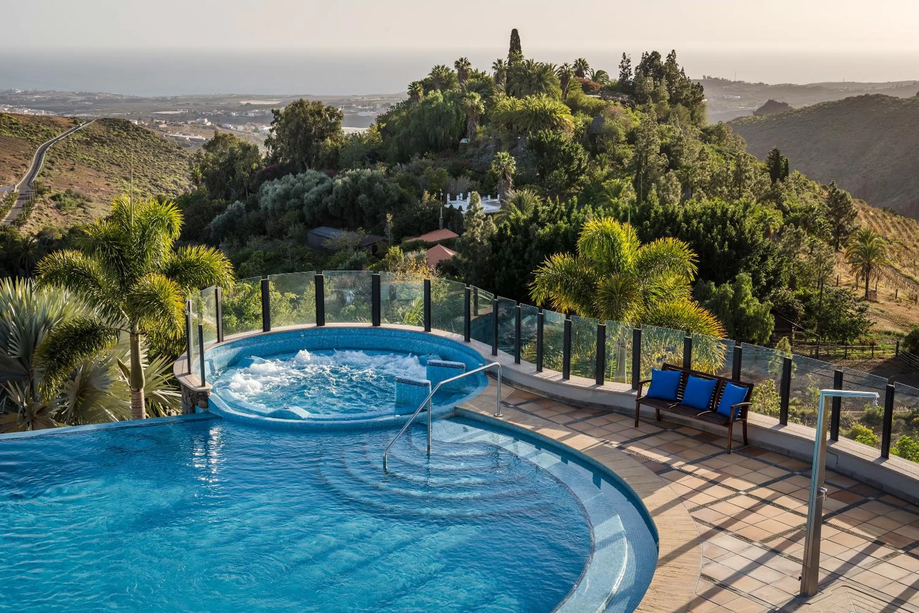 Pool view in Casa León Royal Retreat