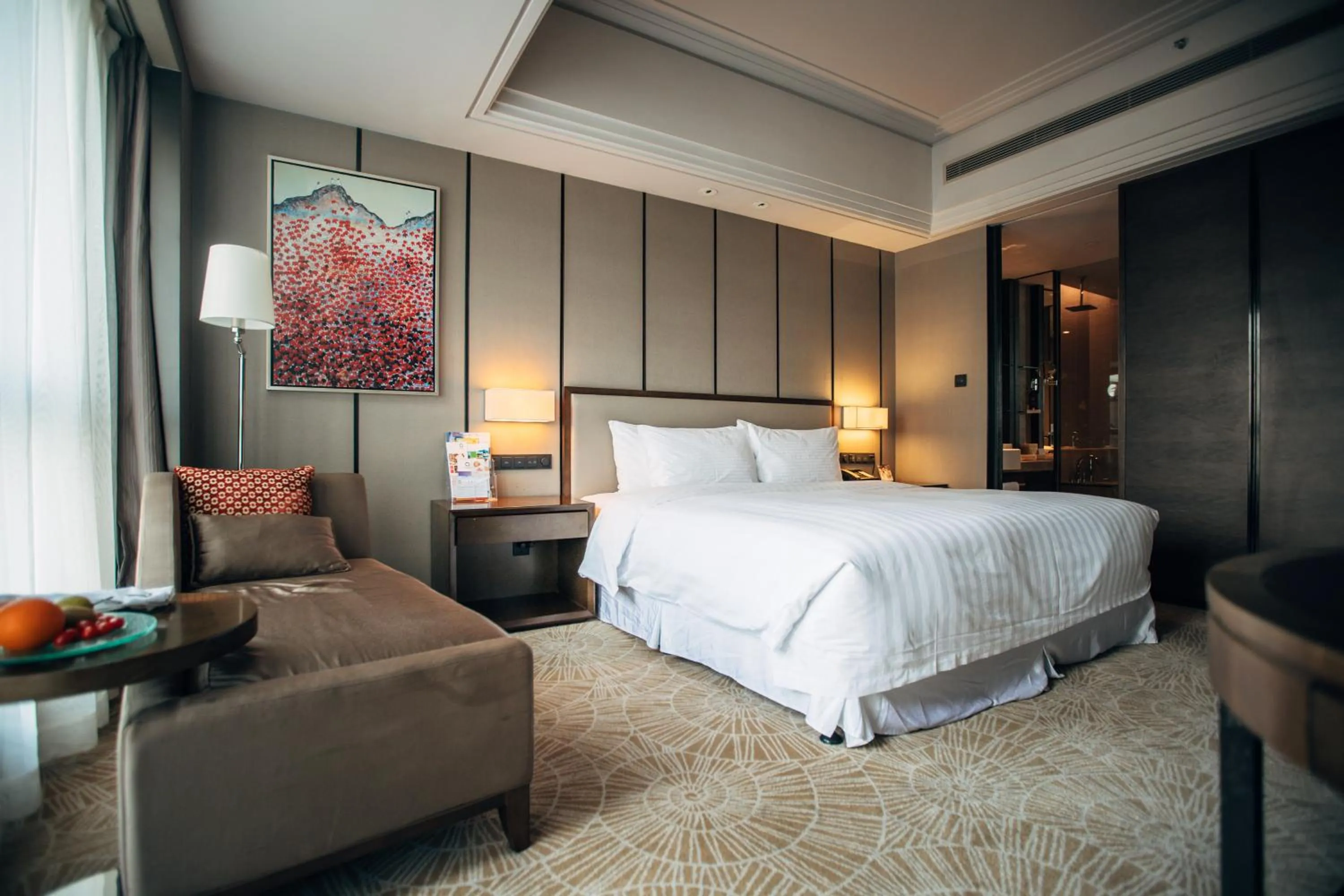 Bed in The Qube Hotel Xinqiao