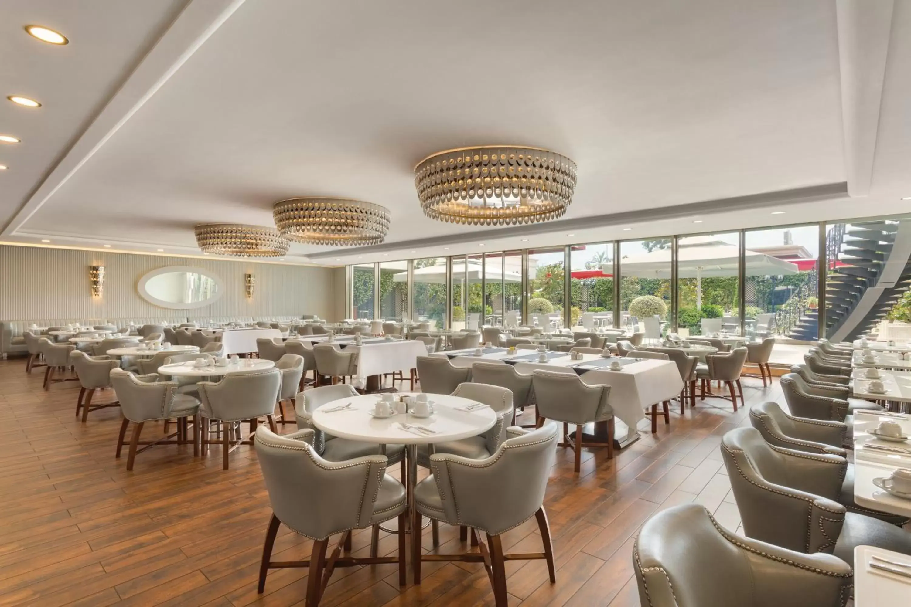 Restaurant/Places to Eat in Wyndham Grand Istanbul Kalamış Marina Hotel