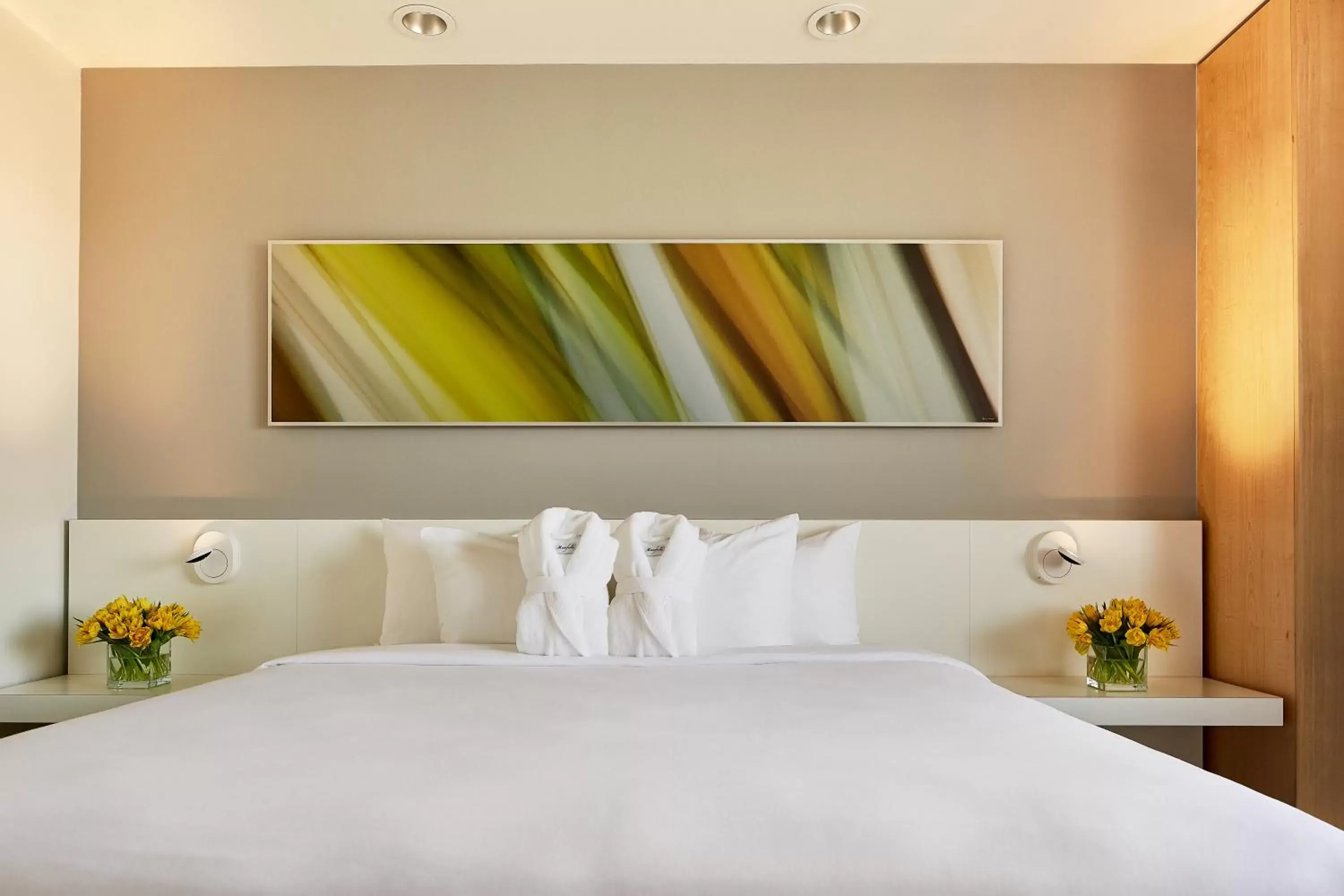 Bed in Inn at the Forks Bed in Inn at the Forks