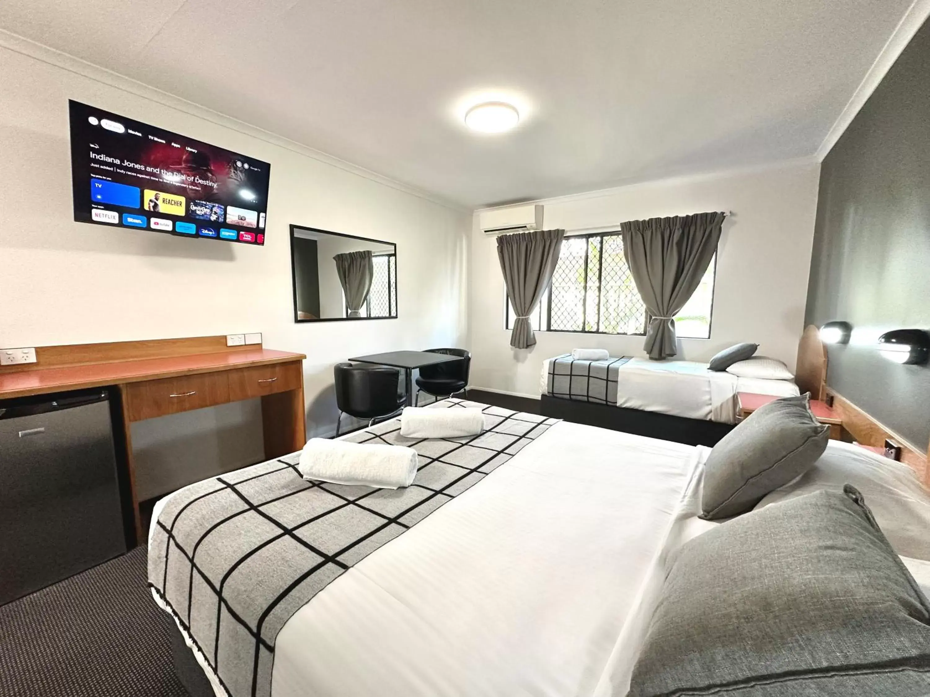 Bed in Mackay Resort Motel