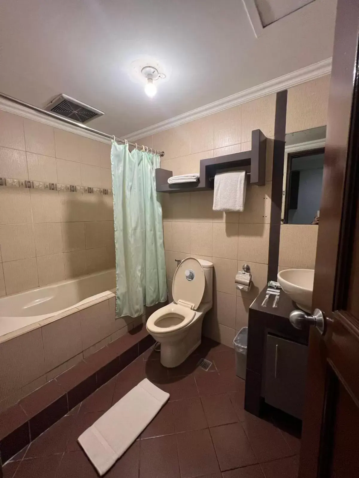 Bathroom in Jupiter Suites