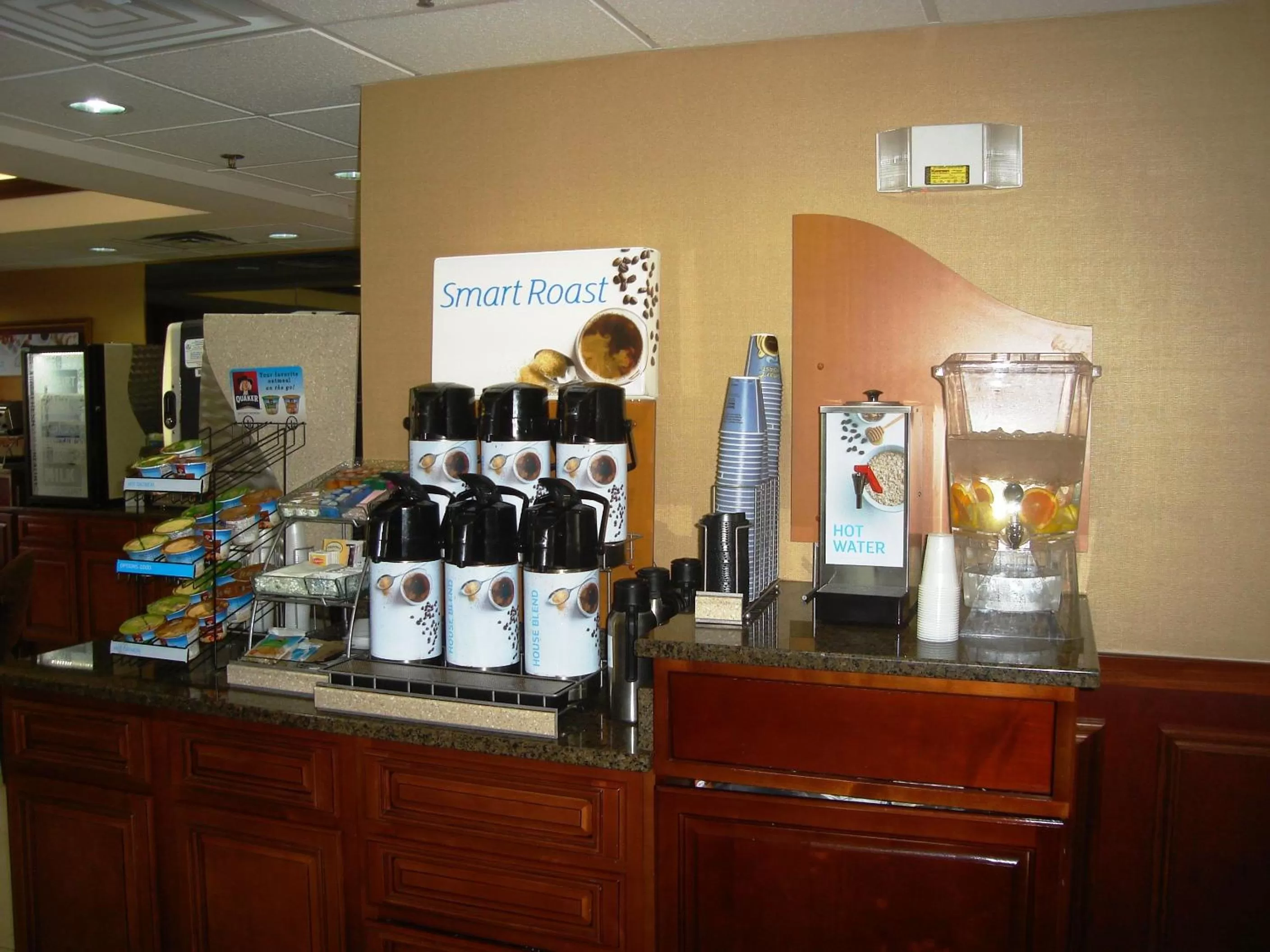 Breakfast in Holiday Inn Express Louisville Northeast by IHG