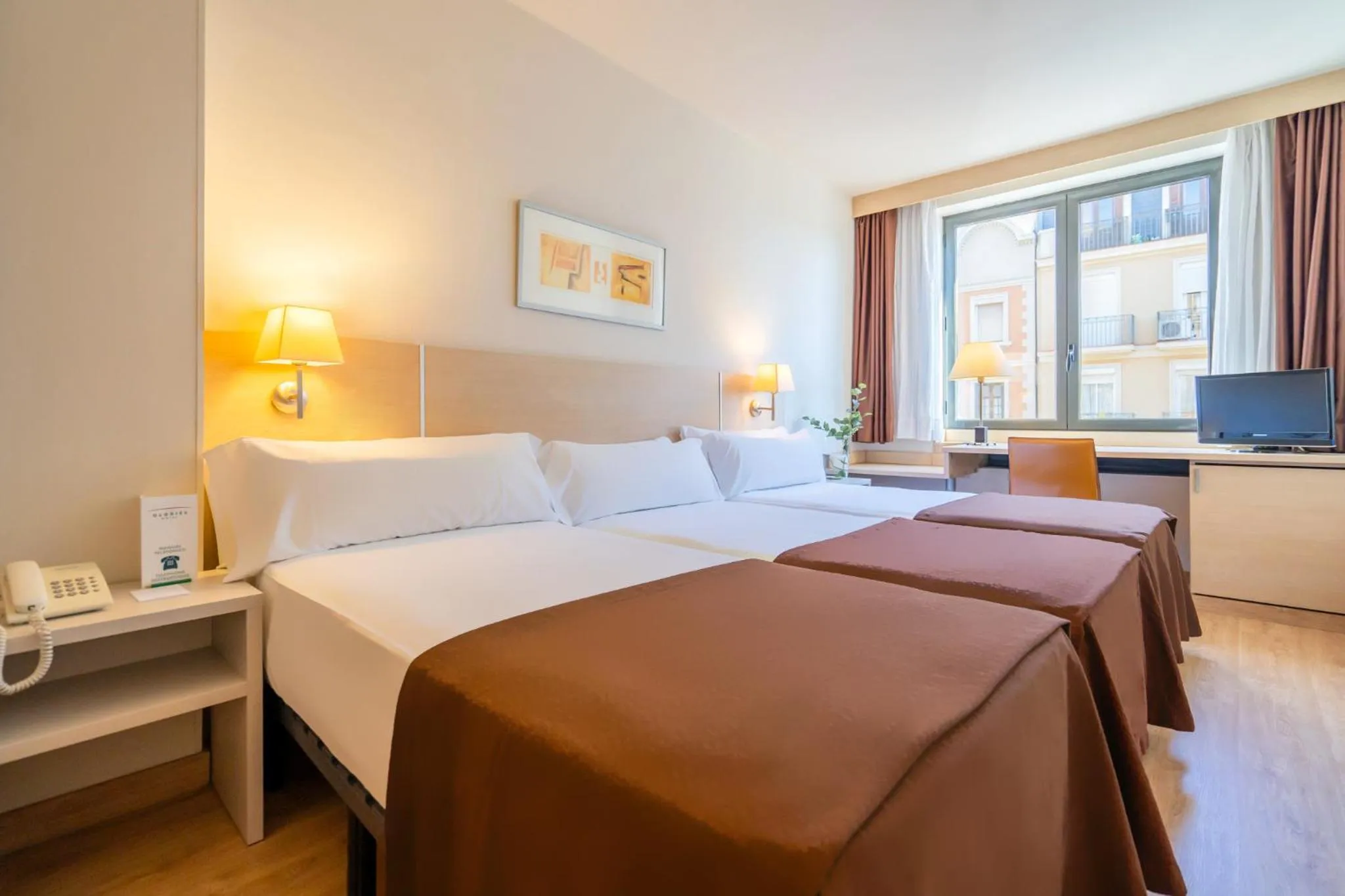 Bed in Hotel Glòries