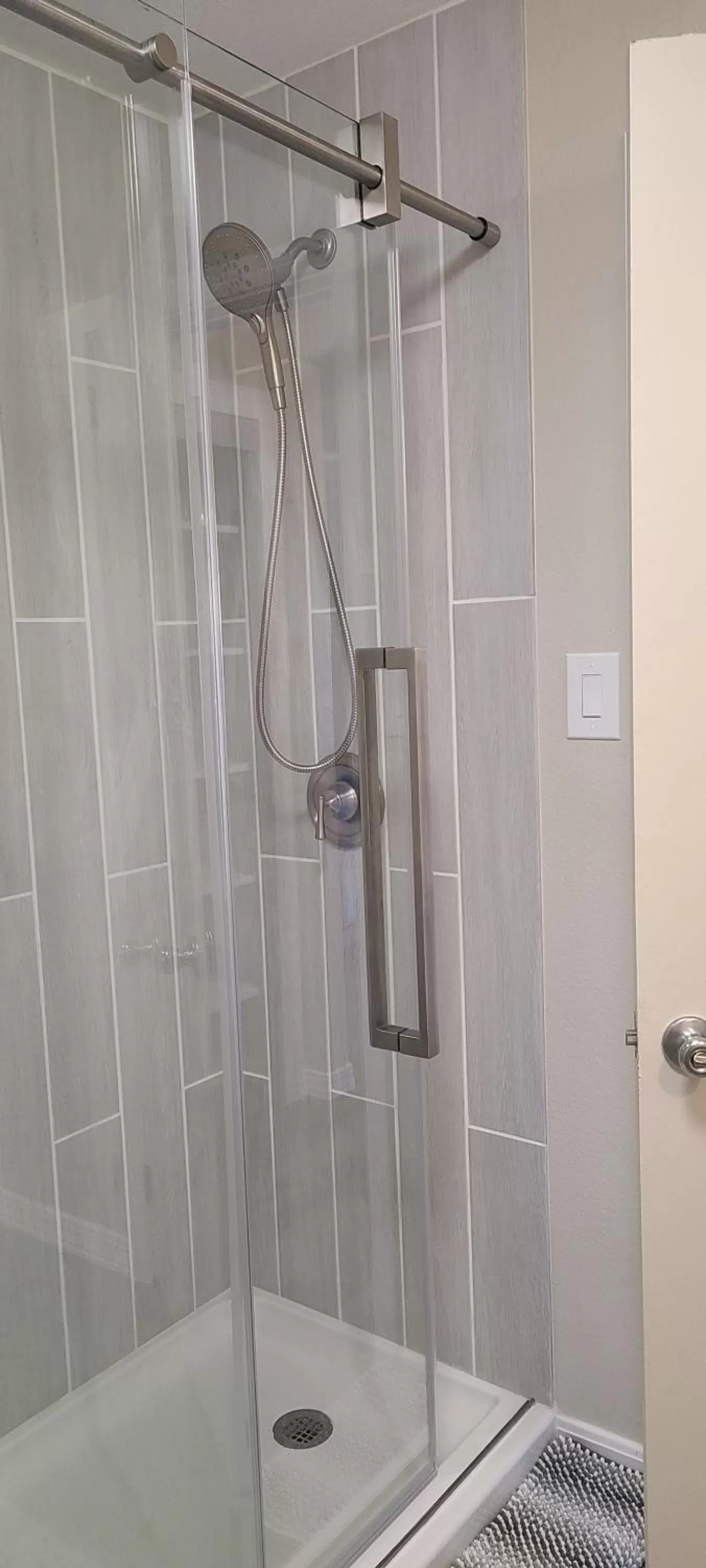 Bathroom in Red Rock Motel and Dam Motel