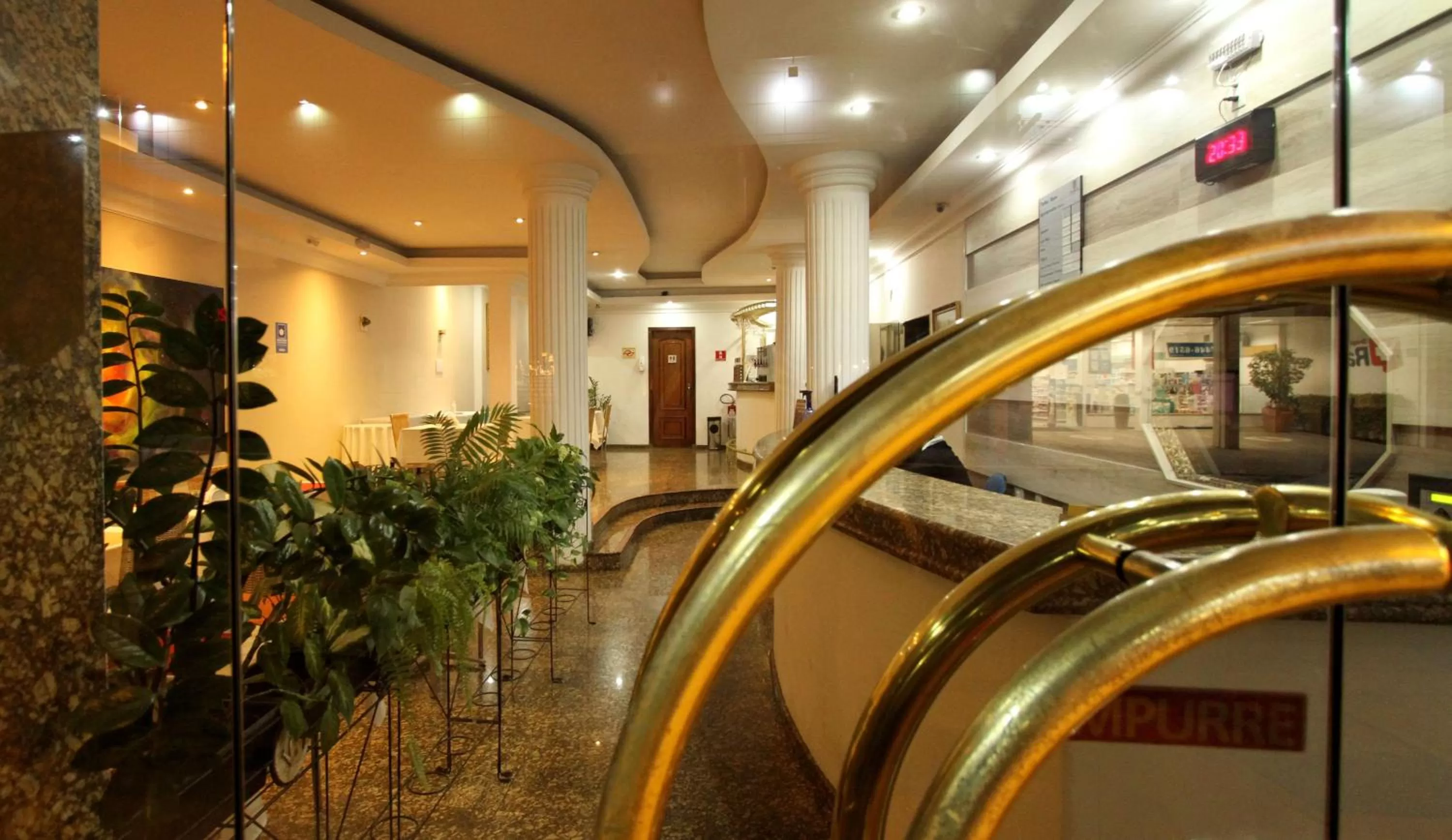 Lobby or reception in Gran Chevalier Hotel