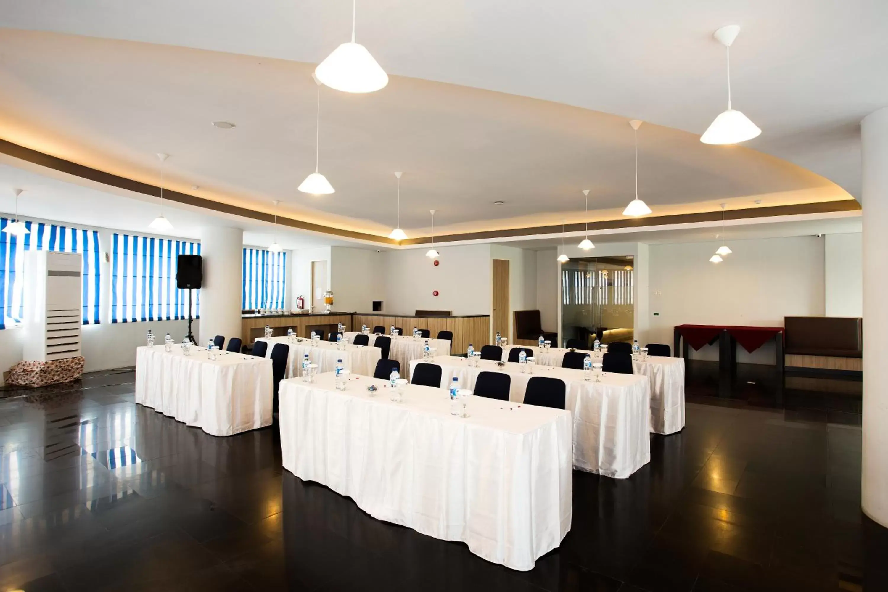 Meeting/conference room in Kapal Garden Hotel Malang