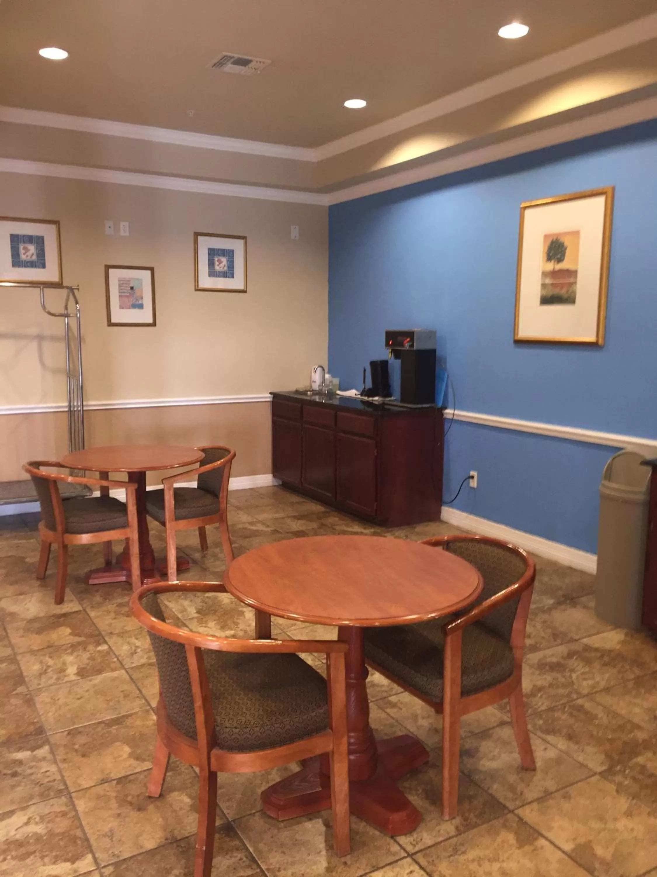 Restaurant/places to eat in Studio 7 Harker Heights