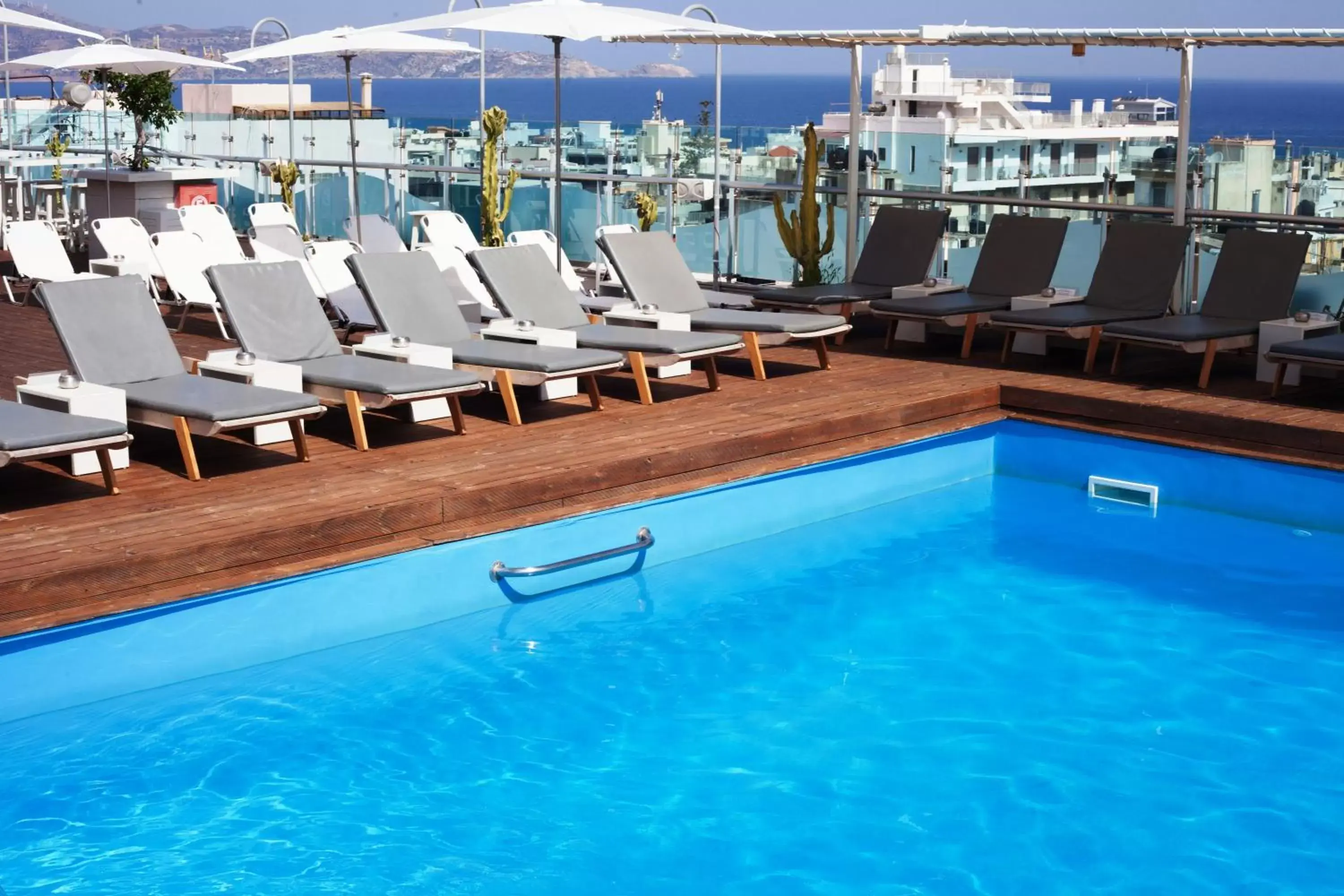 Pool view in Capsis Astoria Heraklion Pool view in Capsis Astoria Heraklion