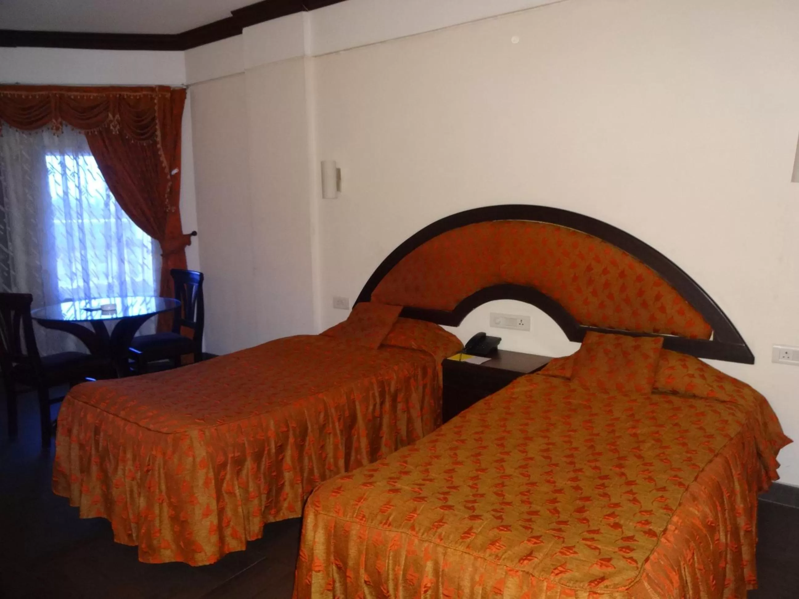 Double Room with Balcony - single occupancy in Manuelsons Malabar Palace