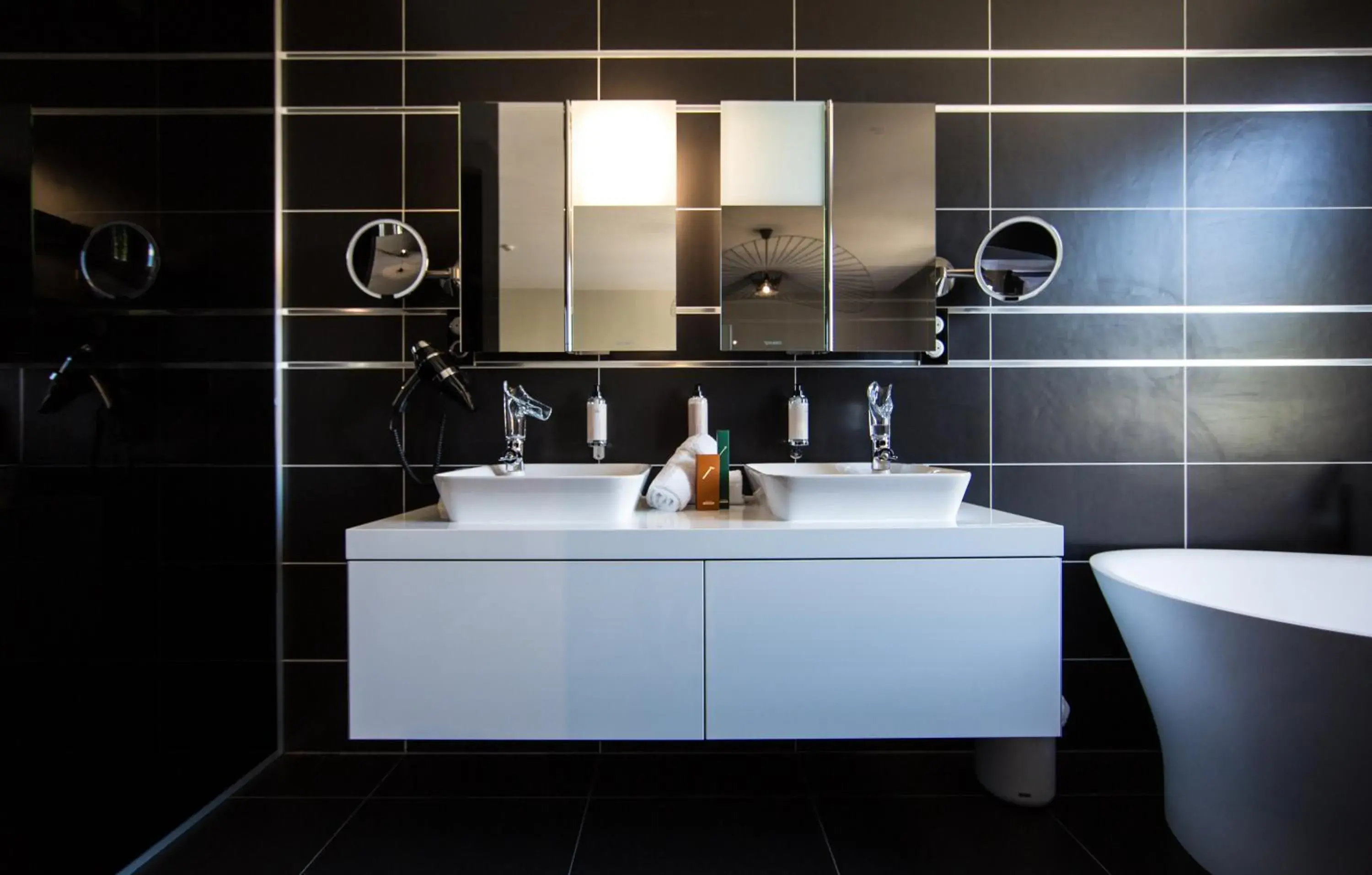 Bathroom in Negrecoste Hôtel & Spa Bathroom in Negrecoste Hôtel & Spa