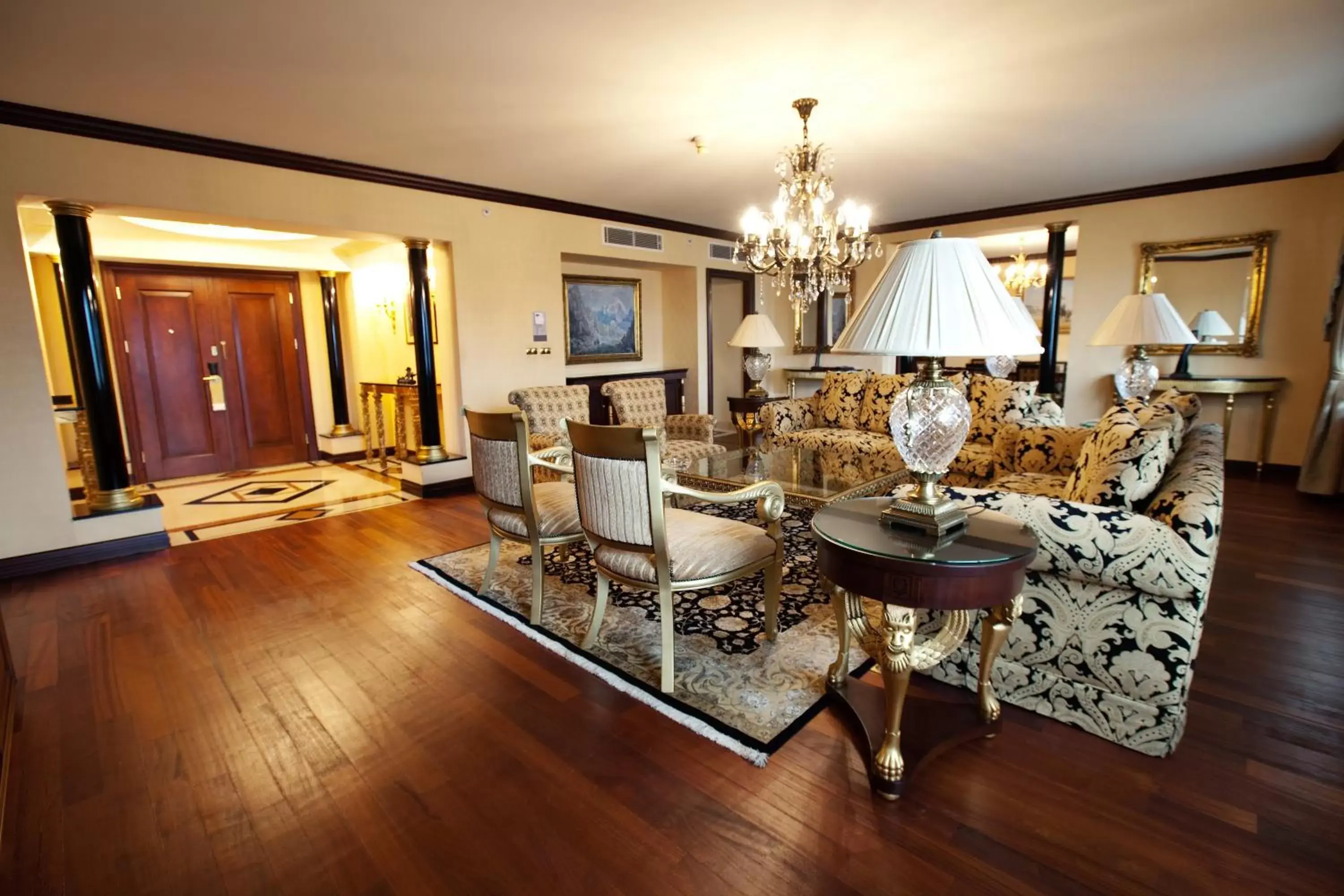 Living room, Seating Area in InterContinental Almaty, an IHG Hotel